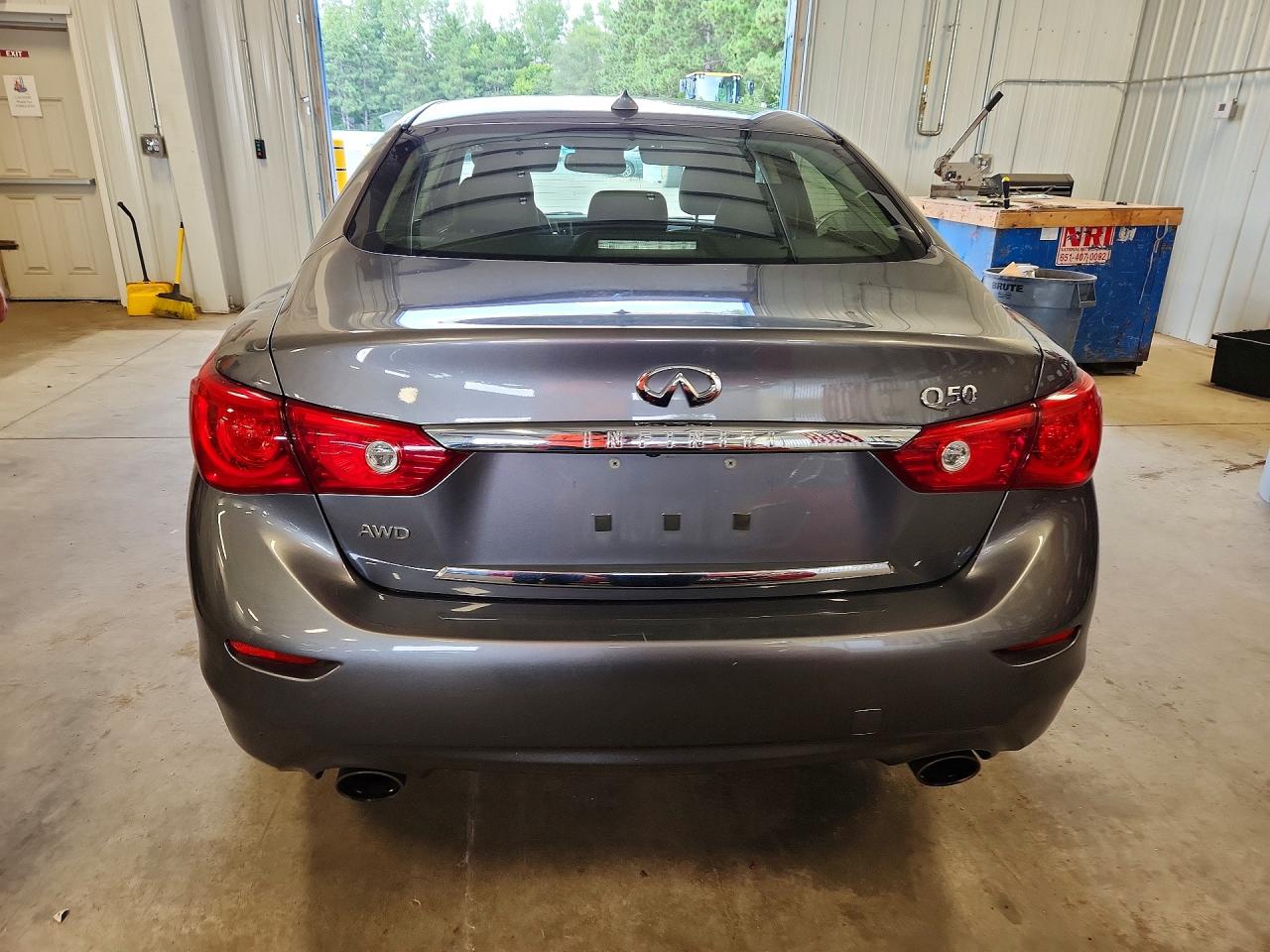 2015 Infiniti Q50 Premium Silver vin: JN1BV7AR1FM419009