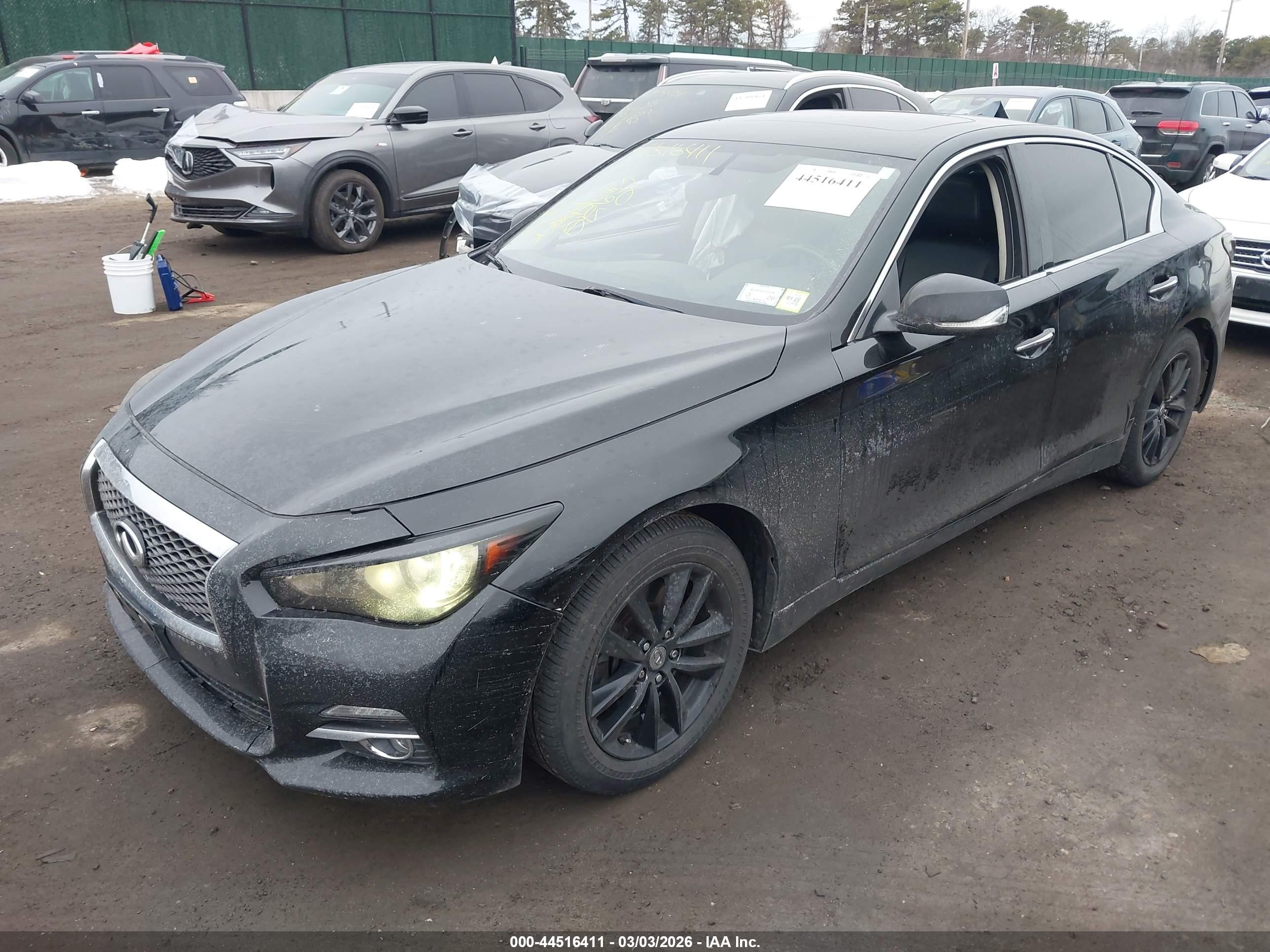 2015 Infiniti Q50 Premium Black vin: JN1BV7AR1FM423982