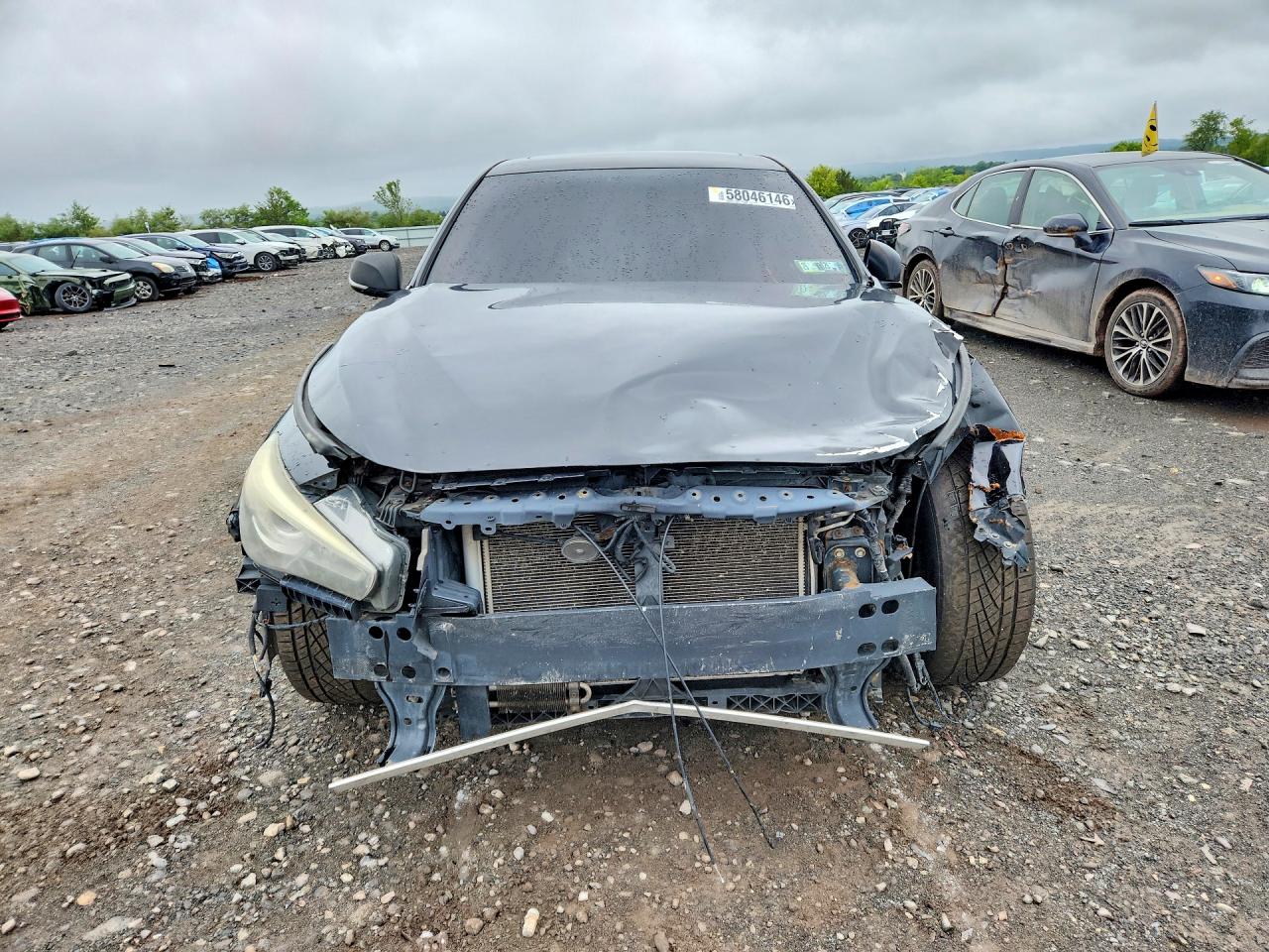 2014 Infiniti Q50 Black vin: JN1BV7AR2EM680972