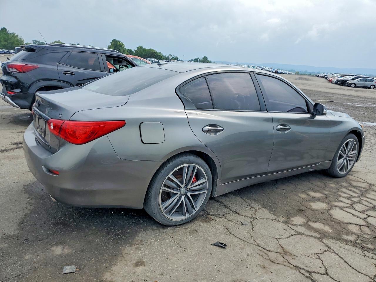 2014 Infiniti Q50 Base Серый vin: JN1BV7AR2EM681409