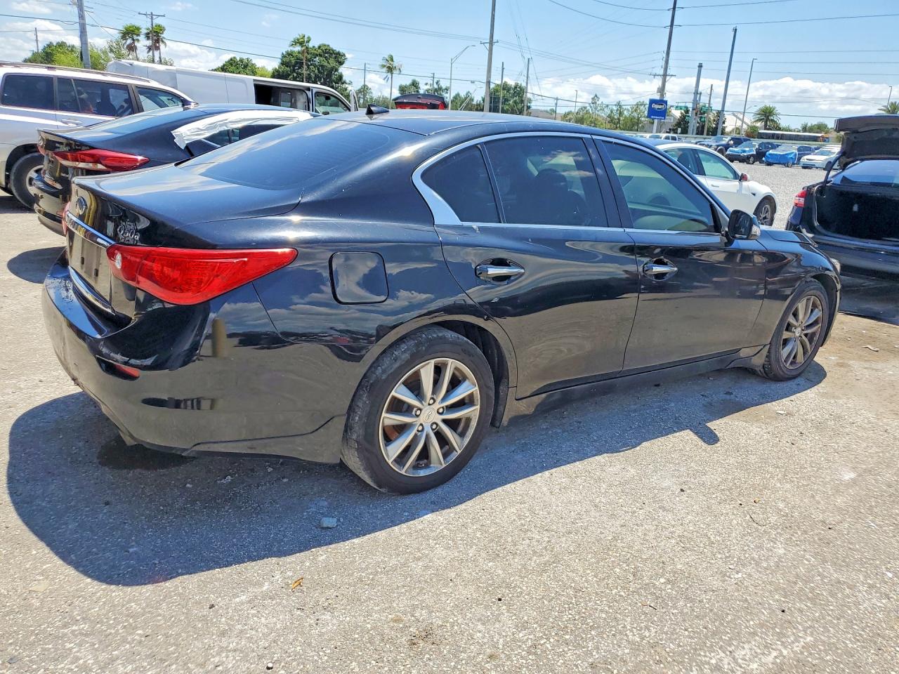 2014 Infiniti Q50 Base Black vin: JN1BV7AR2EM684696