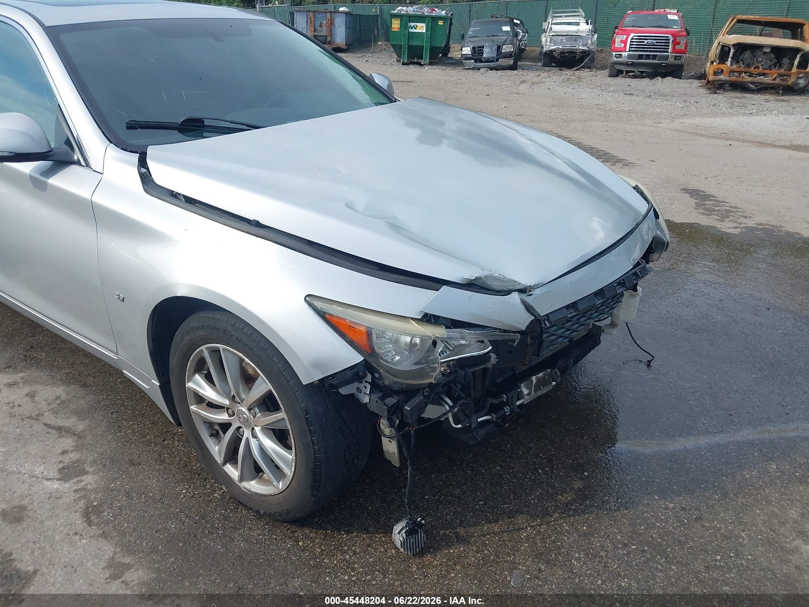2014 Infiniti Q50 Premium Silver vin: JN1BV7AR2EM688361