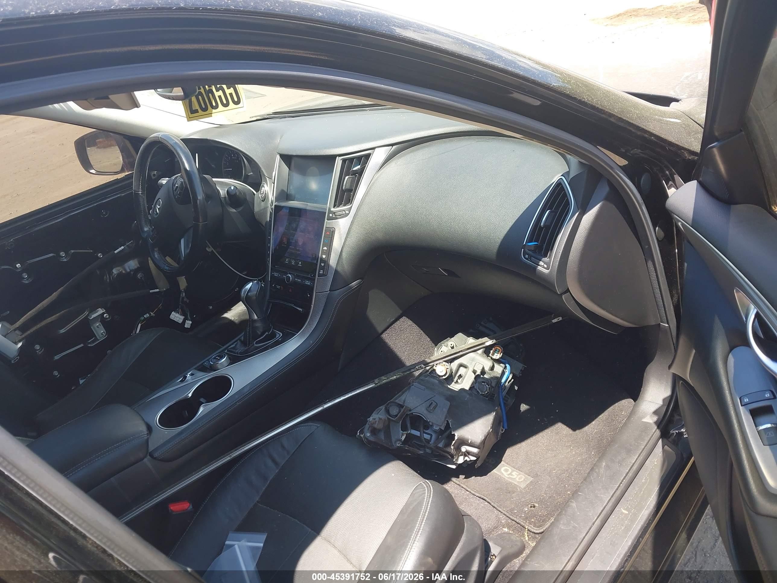 2014 Infiniti Q50 Premium Black vin: JN1BV7AR2EM689669