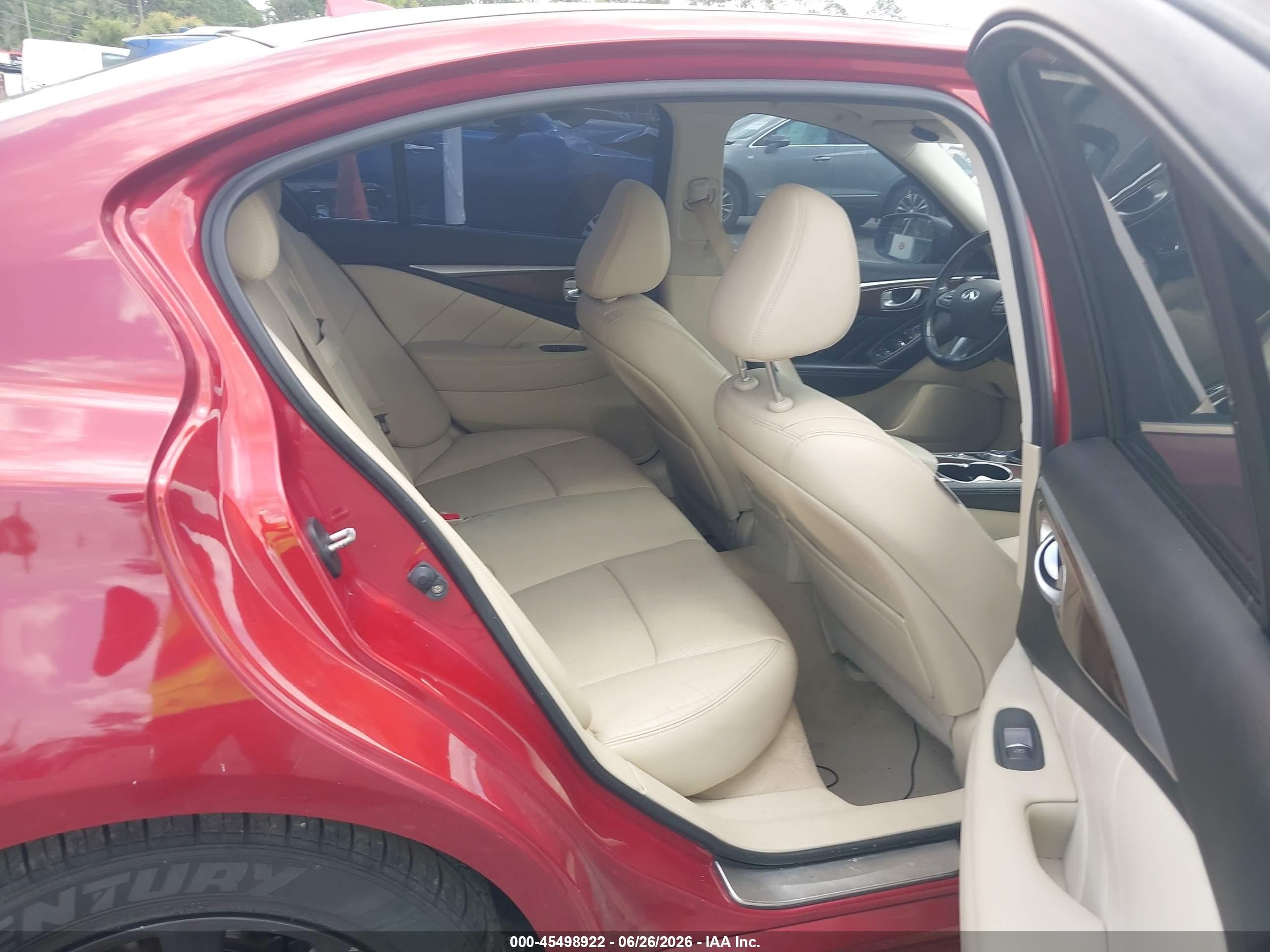 2014 Infiniti Q50 Premium Красный vin: JN1BV7AR2EM695410