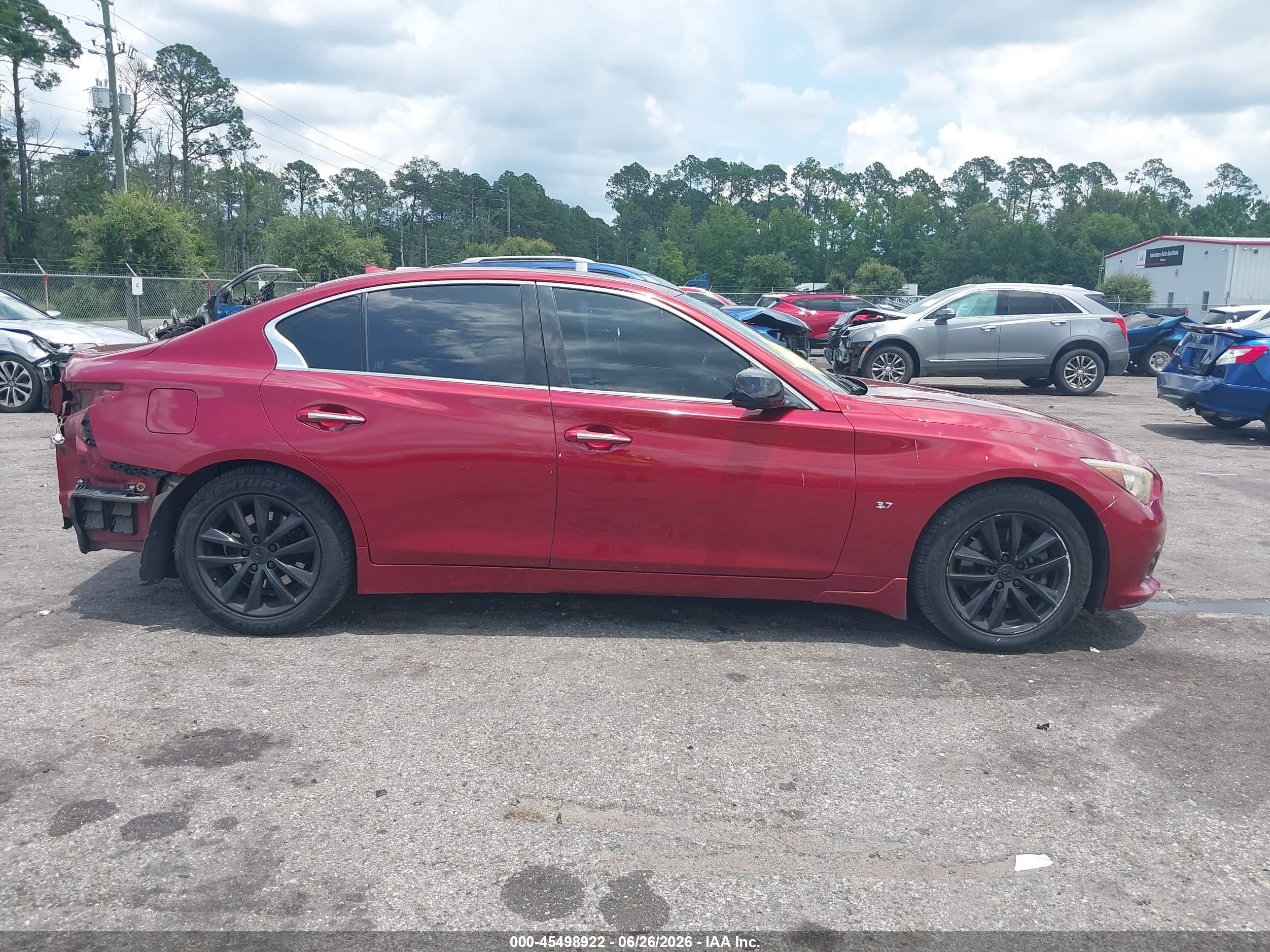 2014 Infiniti Q50 Premium Красный vin: JN1BV7AR2EM695410