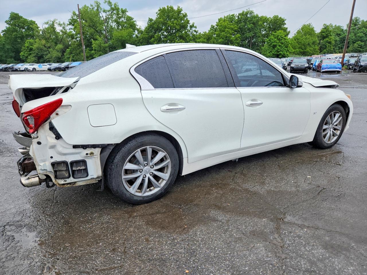 2014 Infiniti Q50 Premium White vin: JN1BV7AR2EM697691