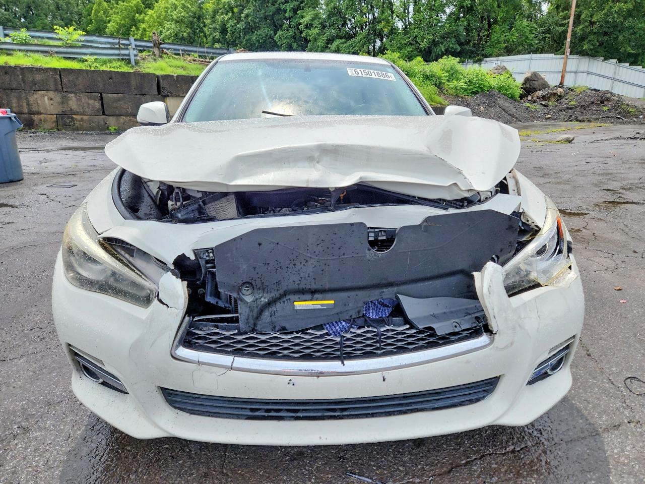 2014 Infiniti Q50 Premium White vin: JN1BV7AR2EM697691