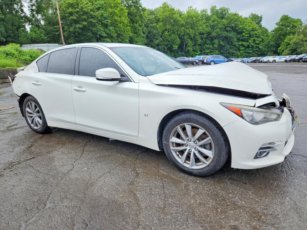 2014 Infiniti Q50 Premium White vin: JN1BV7AR2EM697691
