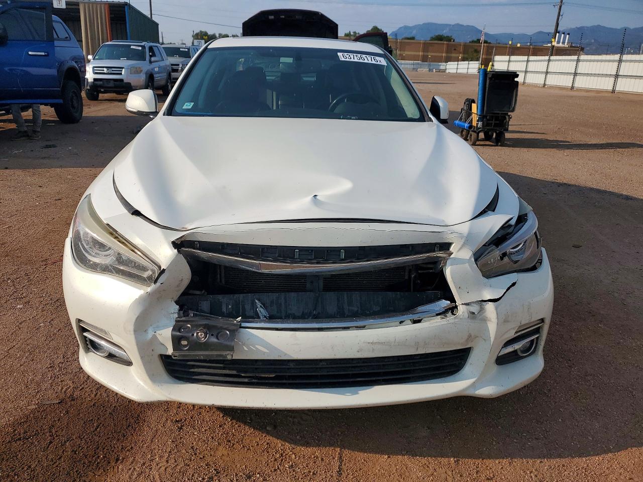 2014 Infiniti Q50 Premium White vin: JN1BV7AR2EM701495
