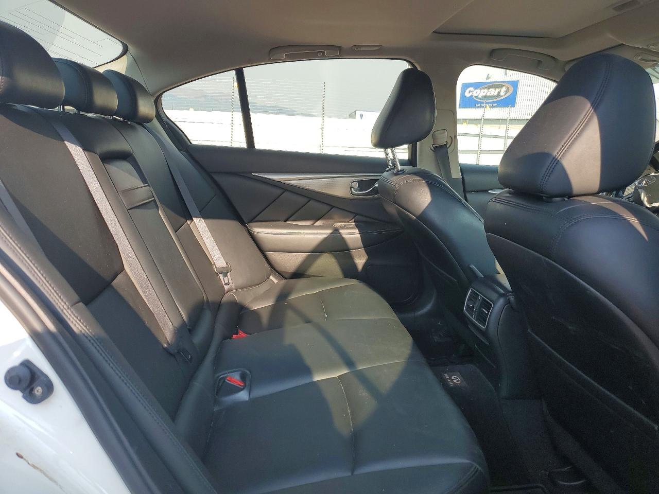 2014 Infiniti Q50 Premium White vin: JN1BV7AR2EM701495