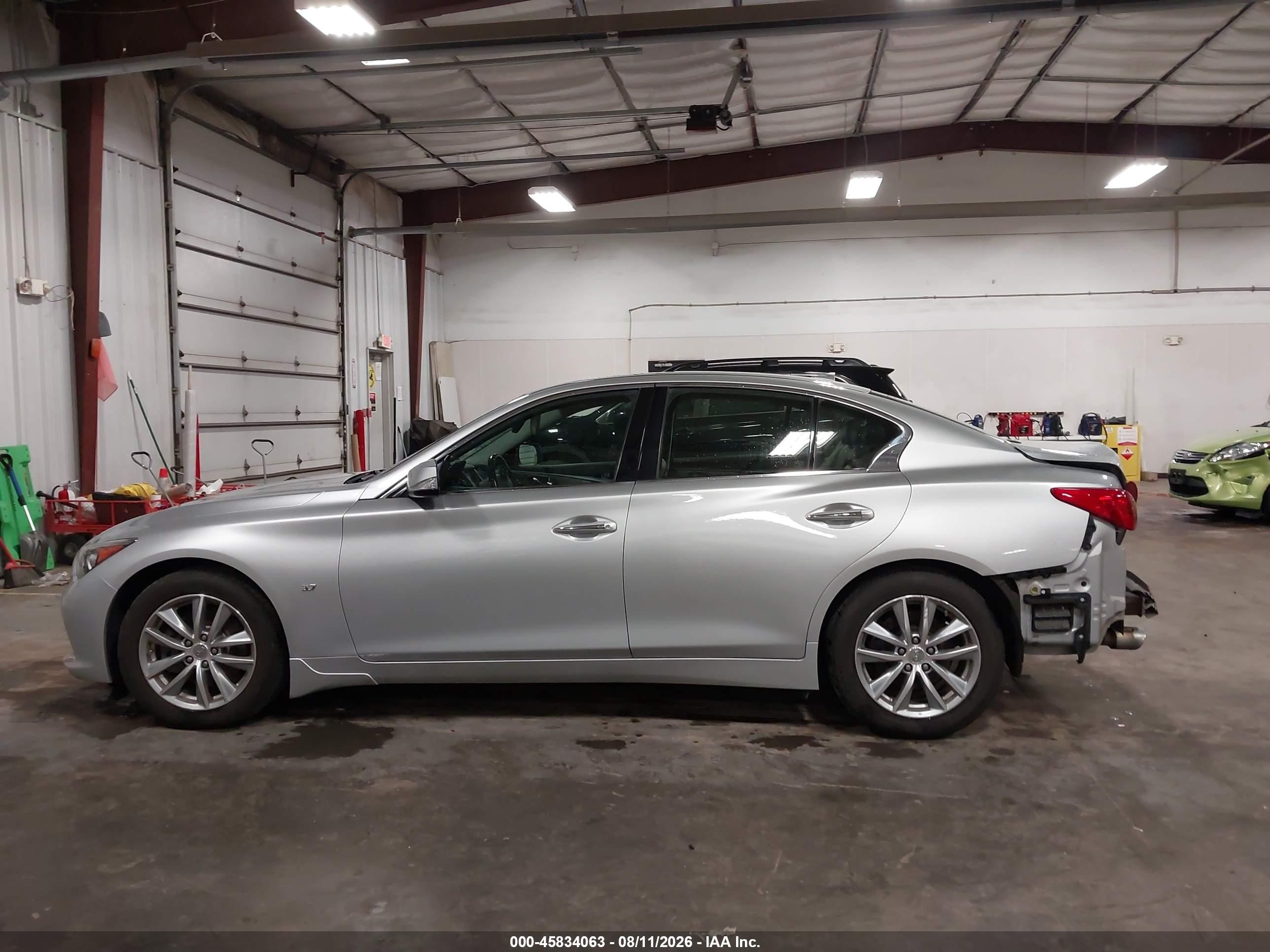 2014 Infiniti Q50 Premium Silver vin: JN1BV7AR2EM701576