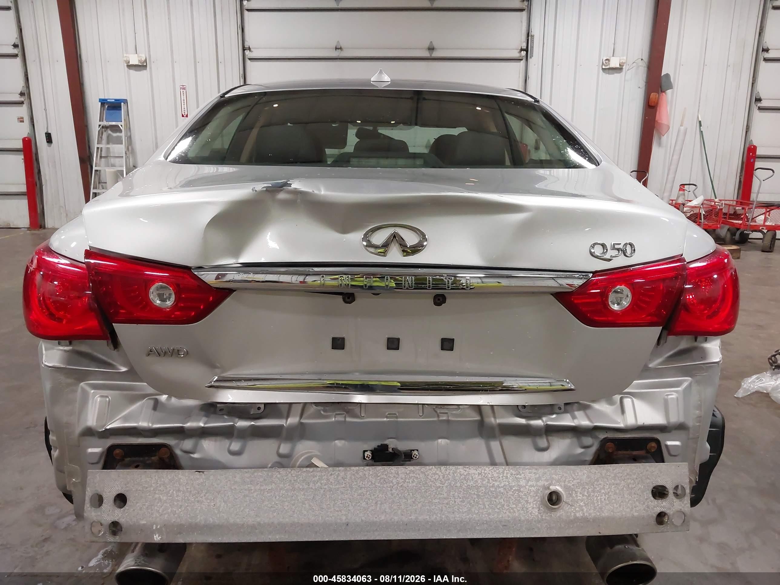 2014 Infiniti Q50 Premium Silver vin: JN1BV7AR2EM701576