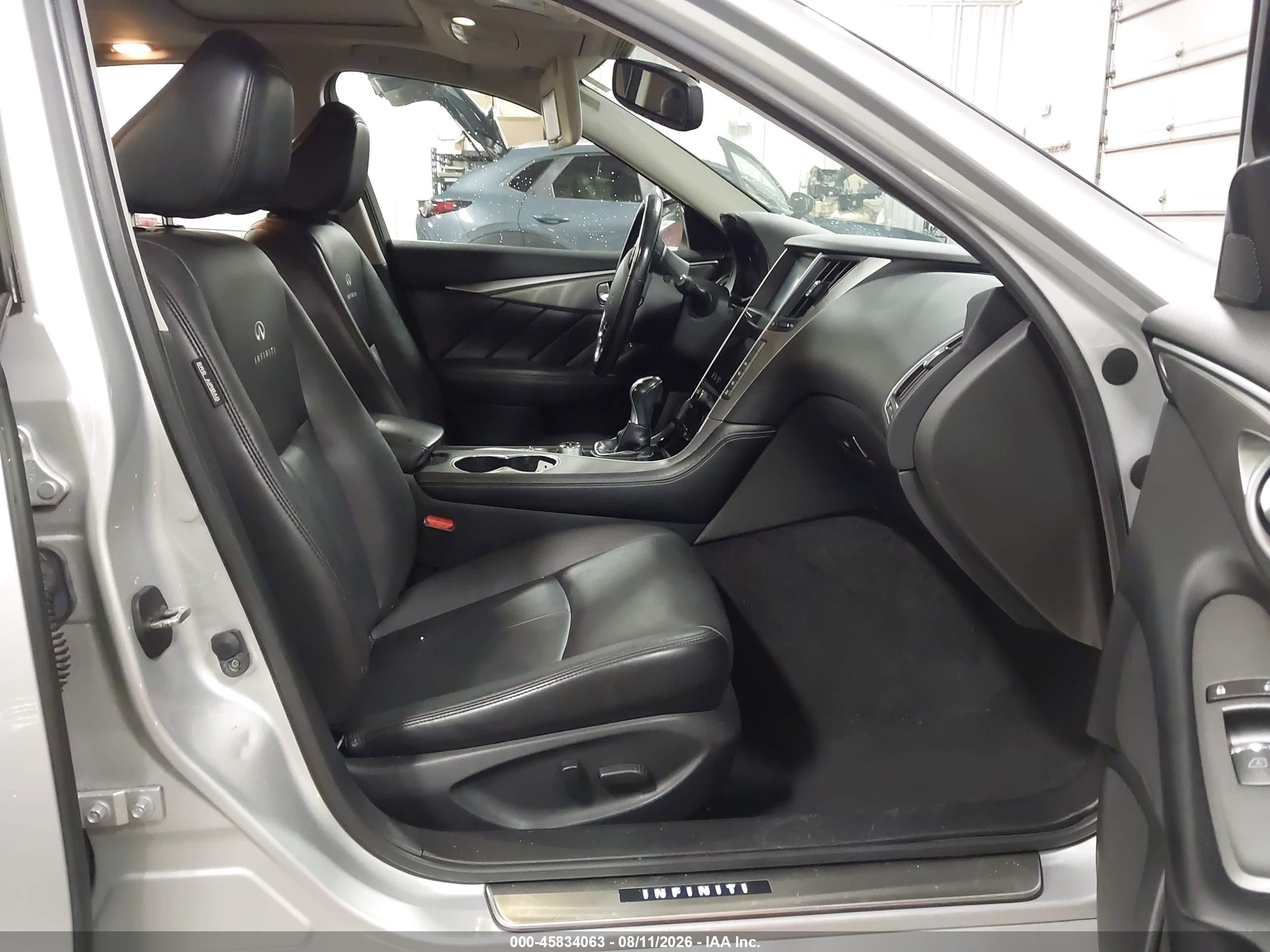 2014 Infiniti Q50 Premium Silver vin: JN1BV7AR2EM701576
