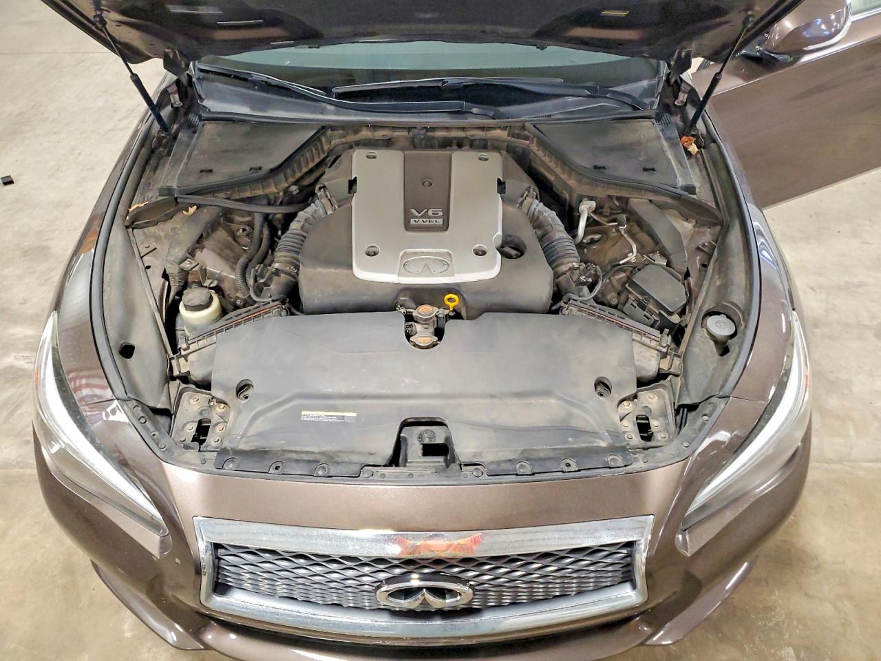 2014 Infiniti Q50 Premium Brown vin: JN1BV7AR2EM702971