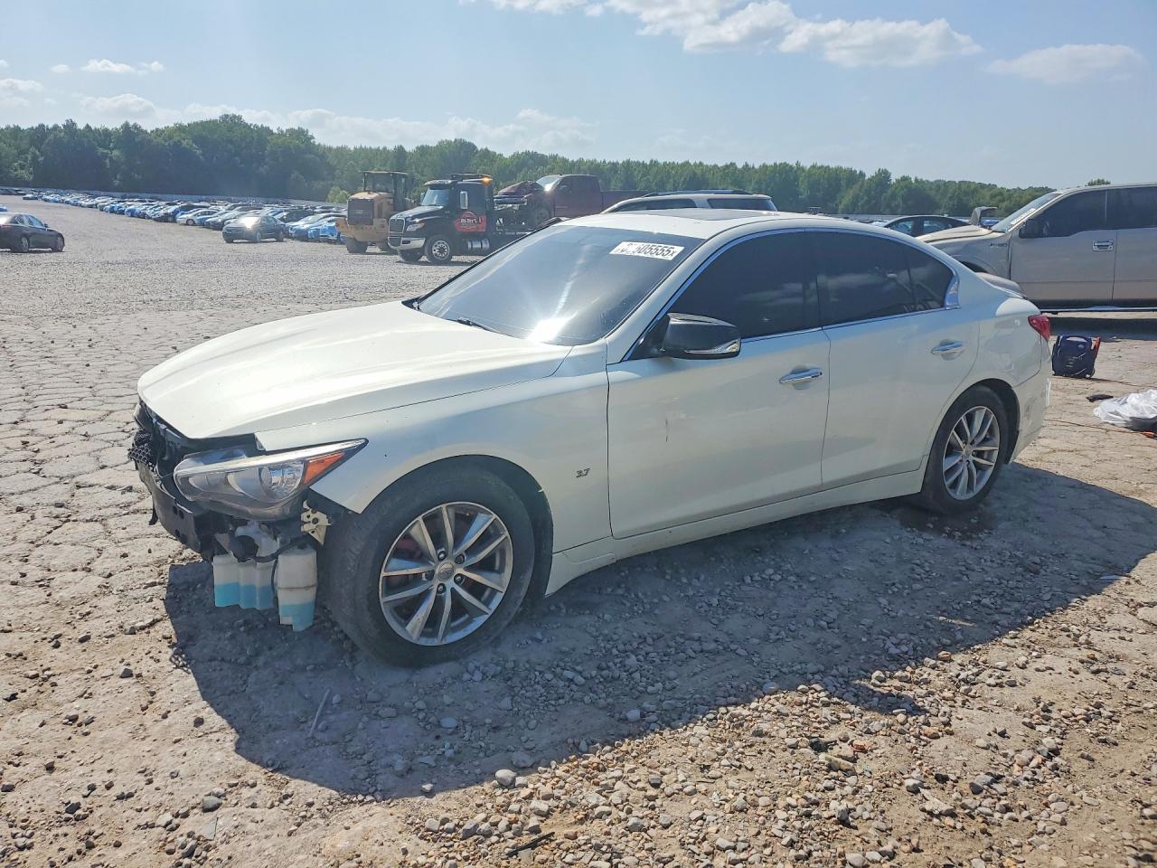2015 Infiniti Q50 Base White vin: JN1BV7AR2FM395366