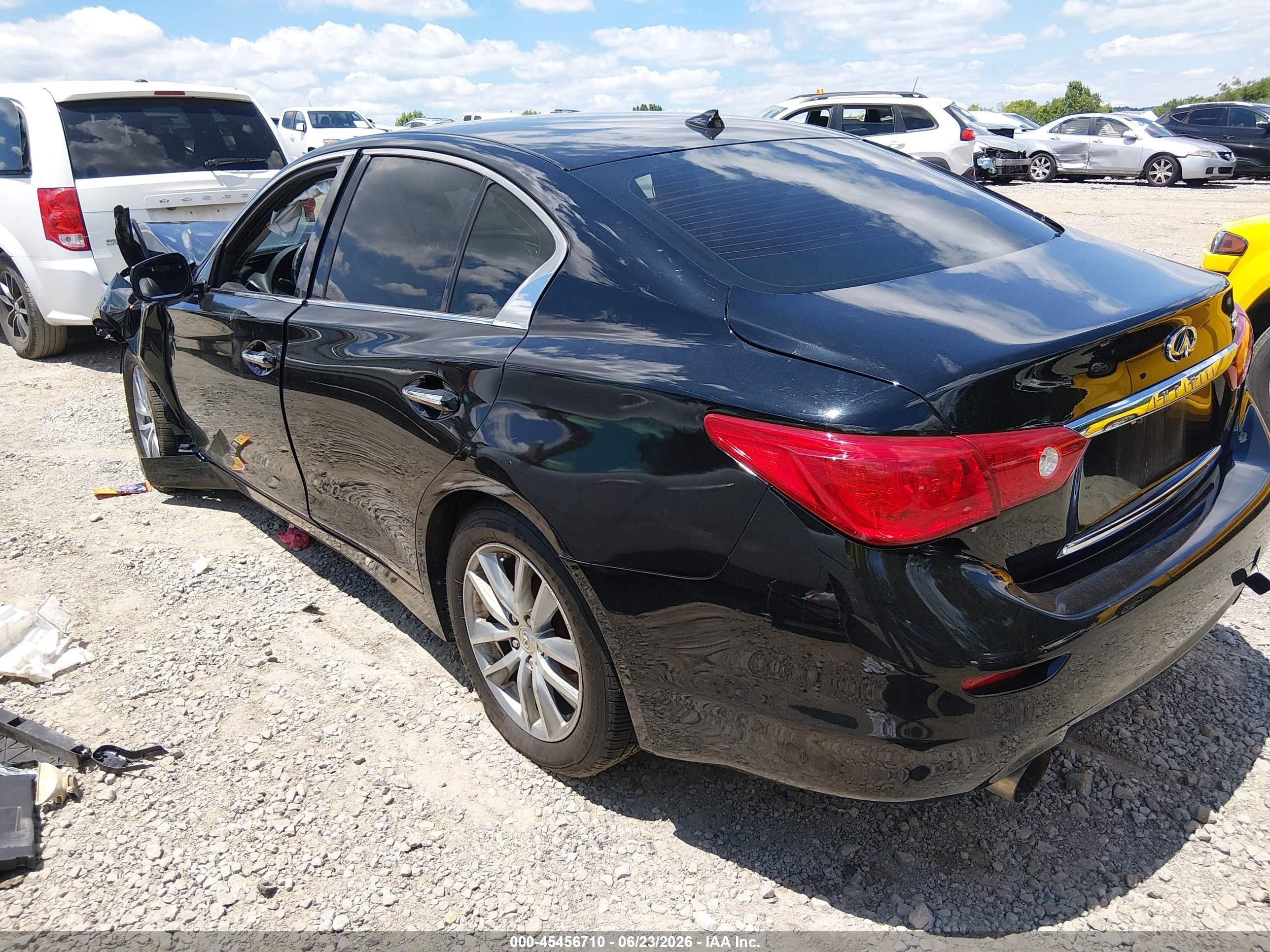 2015 Infiniti Q50   Black vin: JN1BV7AR2FM396128