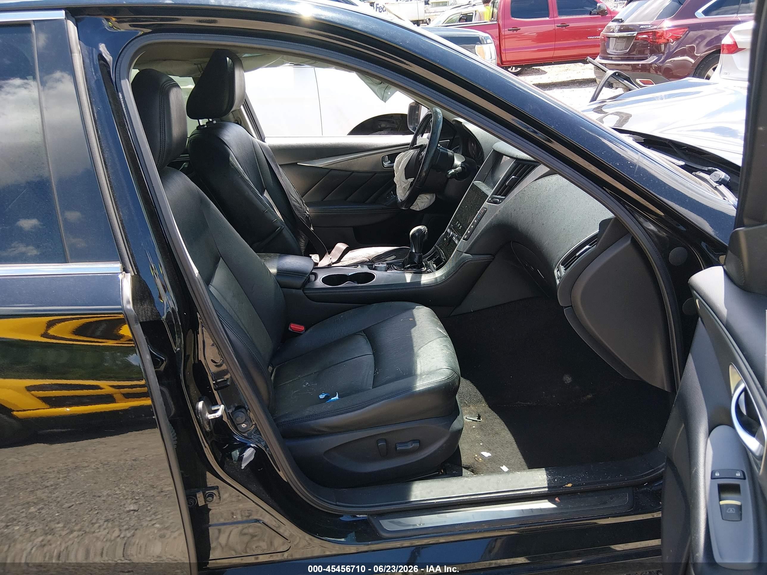 2015 Infiniti Q50   Black vin: JN1BV7AR2FM396128