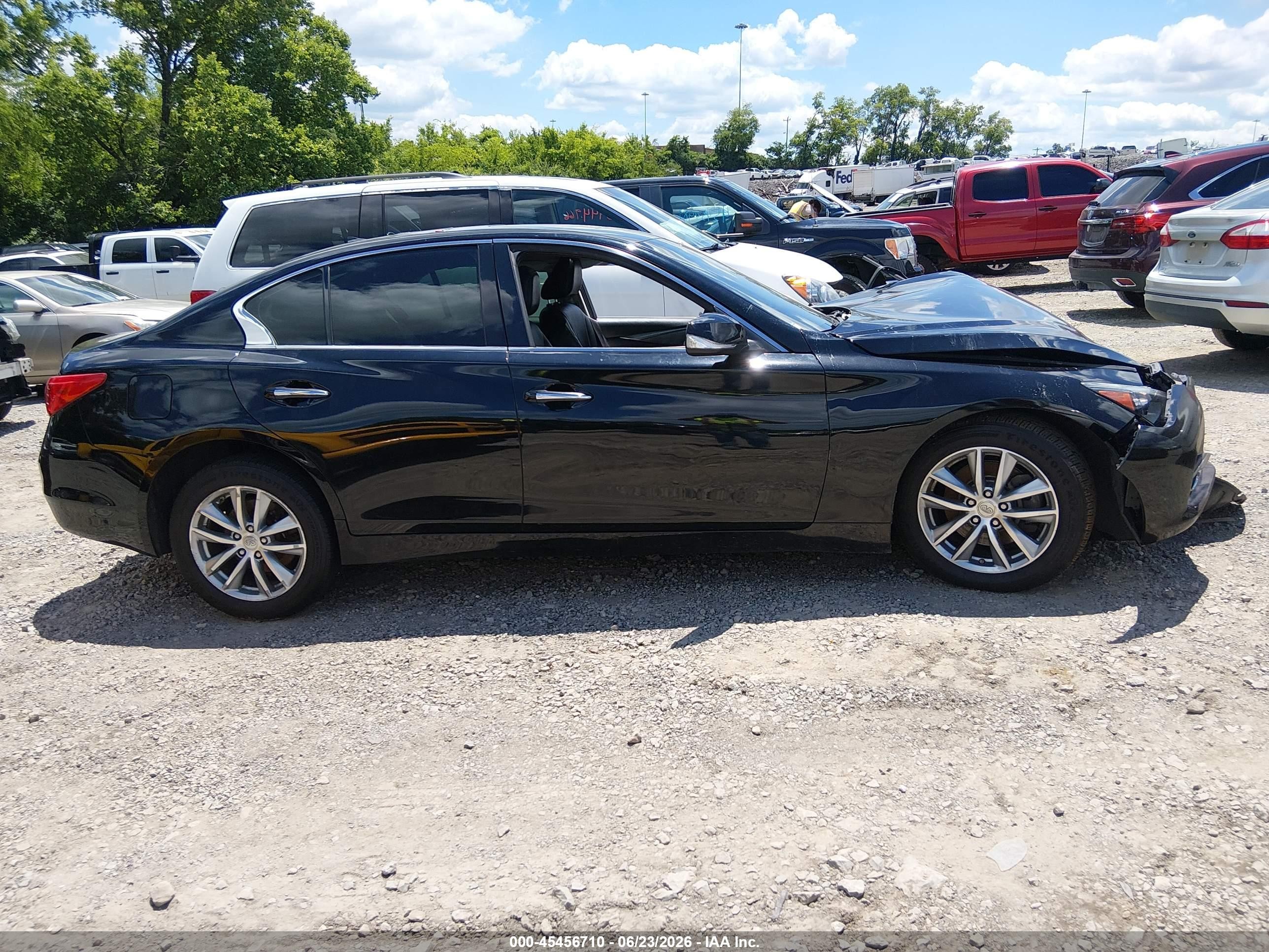 2015 Infiniti Q50   Black vin: JN1BV7AR2FM396128