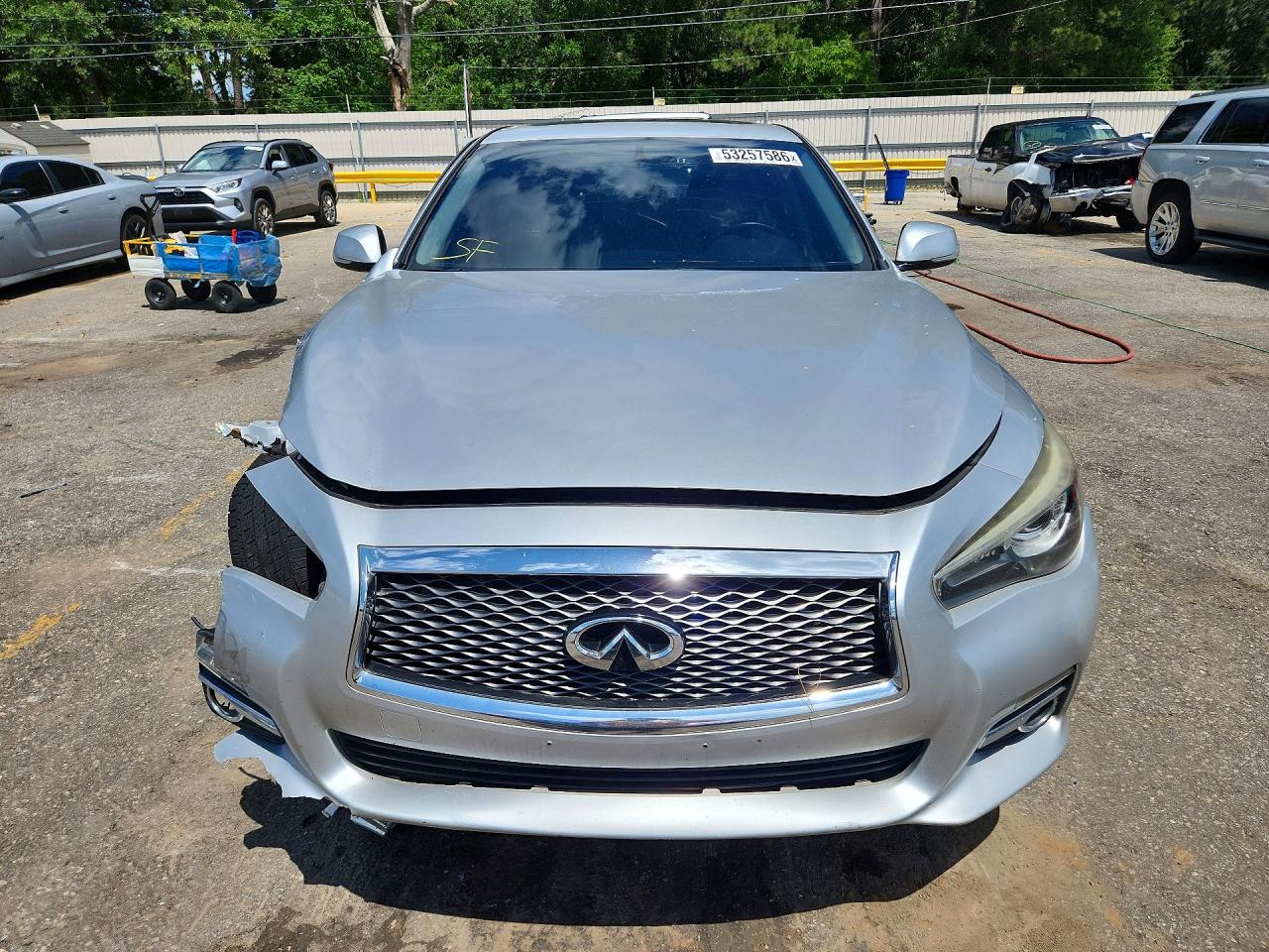 2015 Infiniti Q50 Premium Silver vin: JN1BV7AR2FM421240
