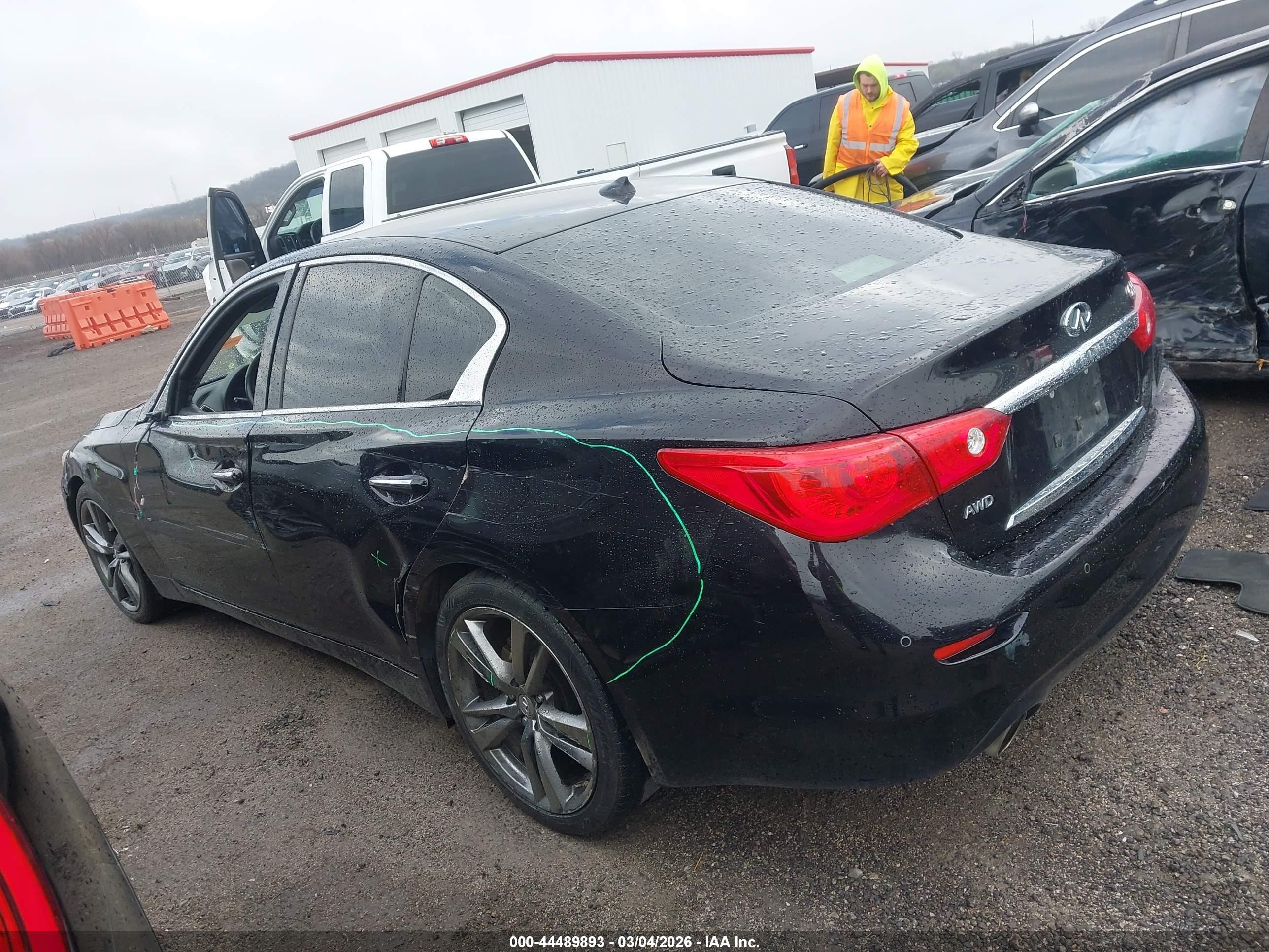 2015 Infiniti Q50 Premium Black vin: JN1BV7AR2FM421660