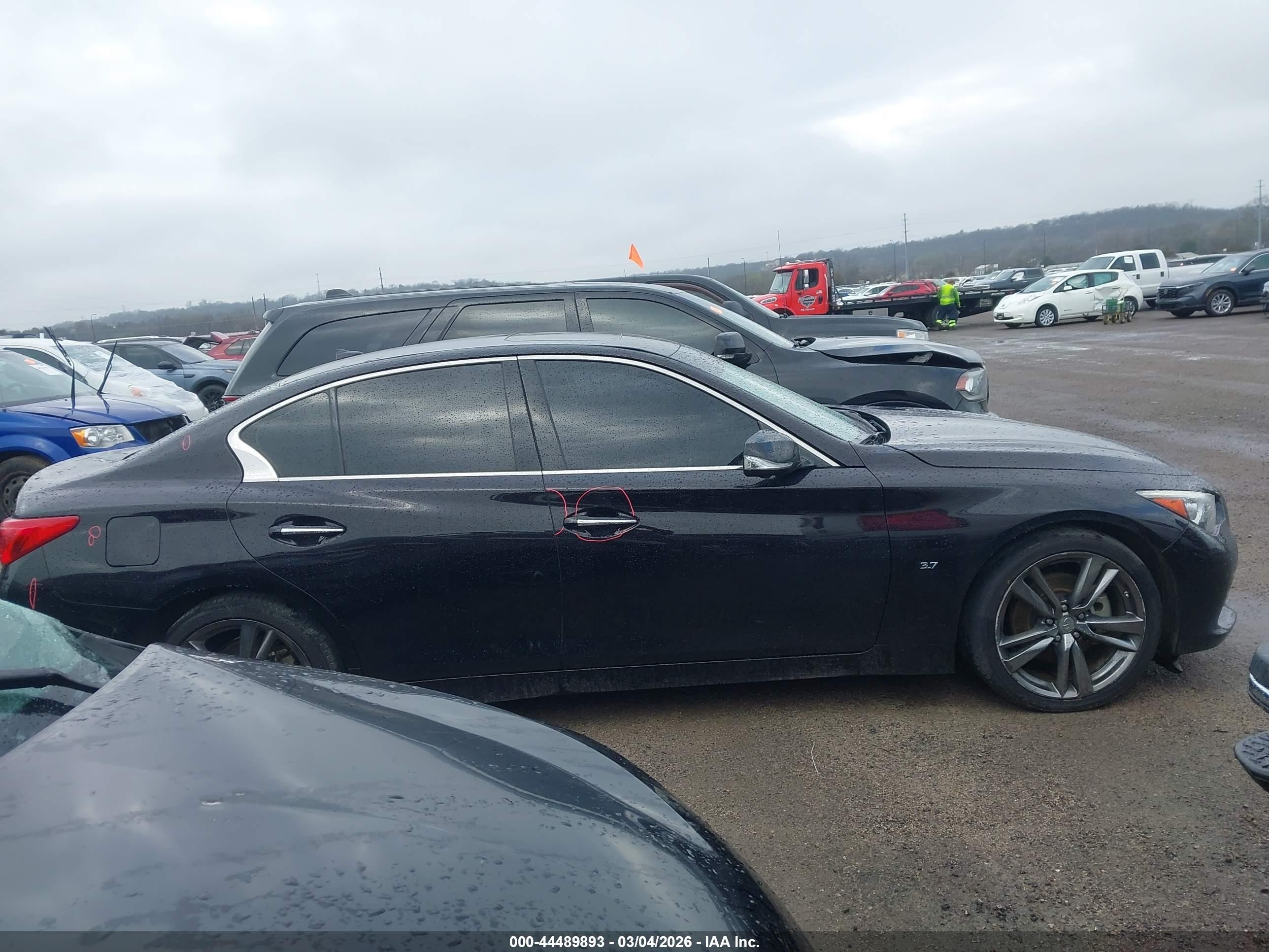 2015 Infiniti Q50 Premium Black vin: JN1BV7AR2FM421660