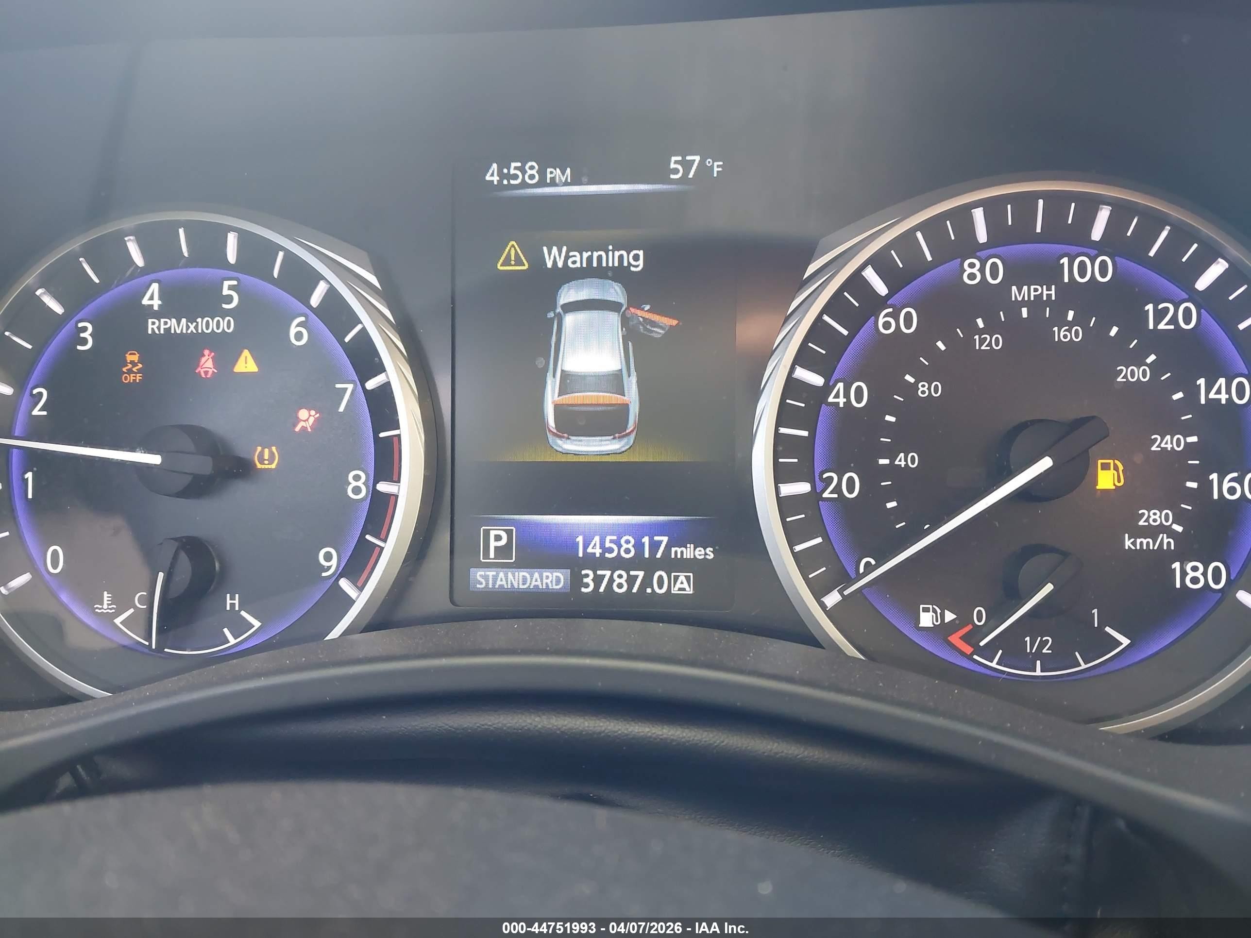 2015 Infiniti Q50 Premium Черный vin: JN1BV7AR2FM421710