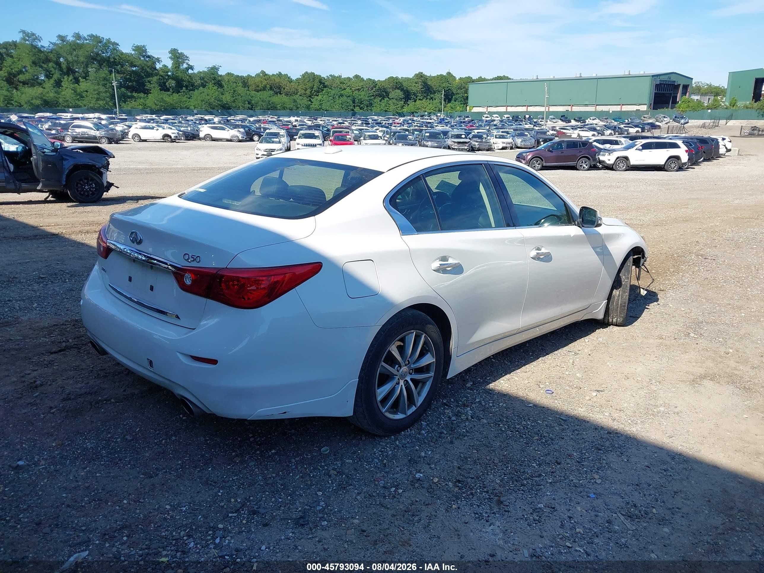 2014 Infiniti Q50 Premium White vin: JN1BV7AR3EM685078