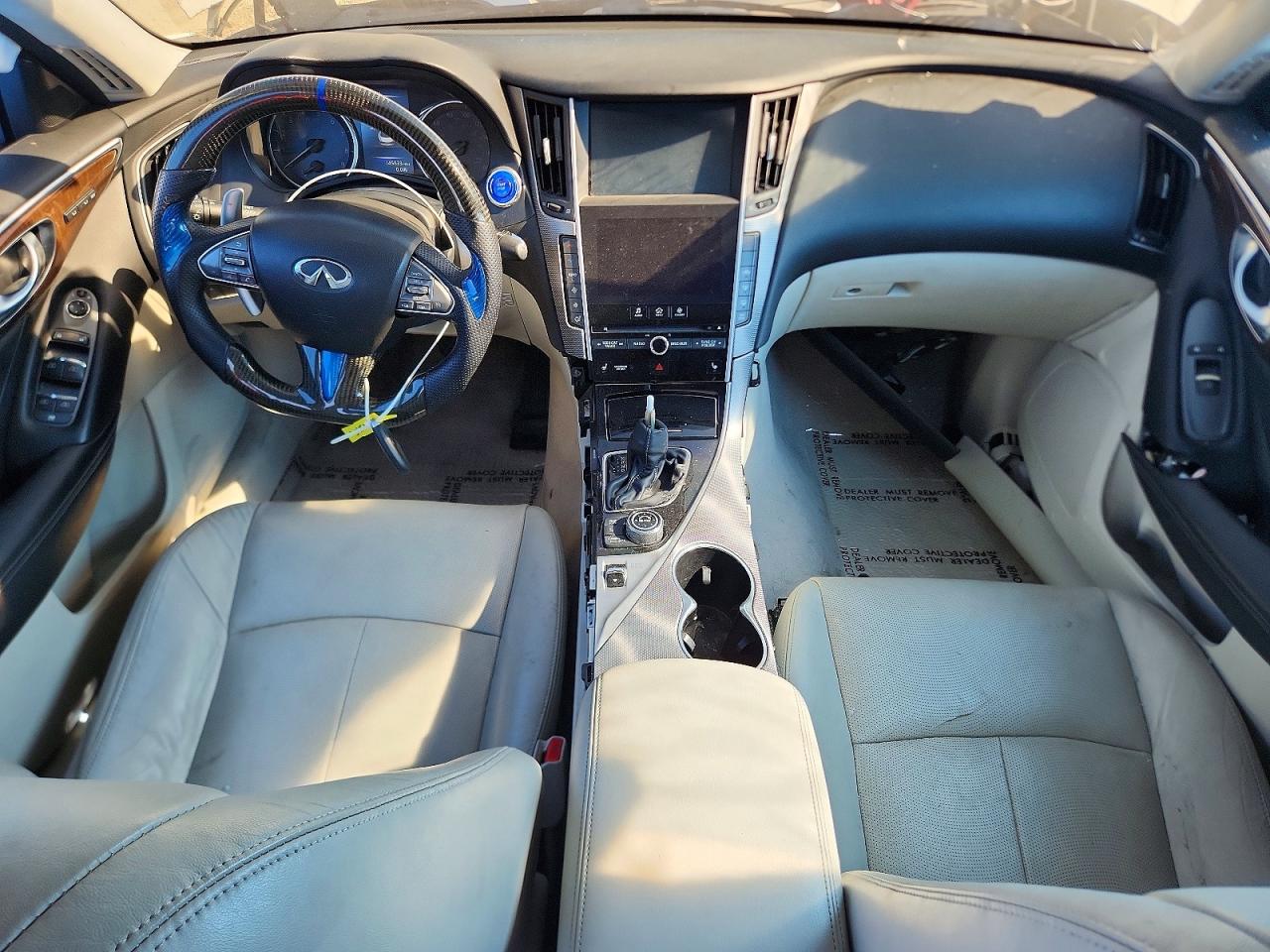2014 Infiniti Q50 Base White vin: JN1BV7AR3EM685193