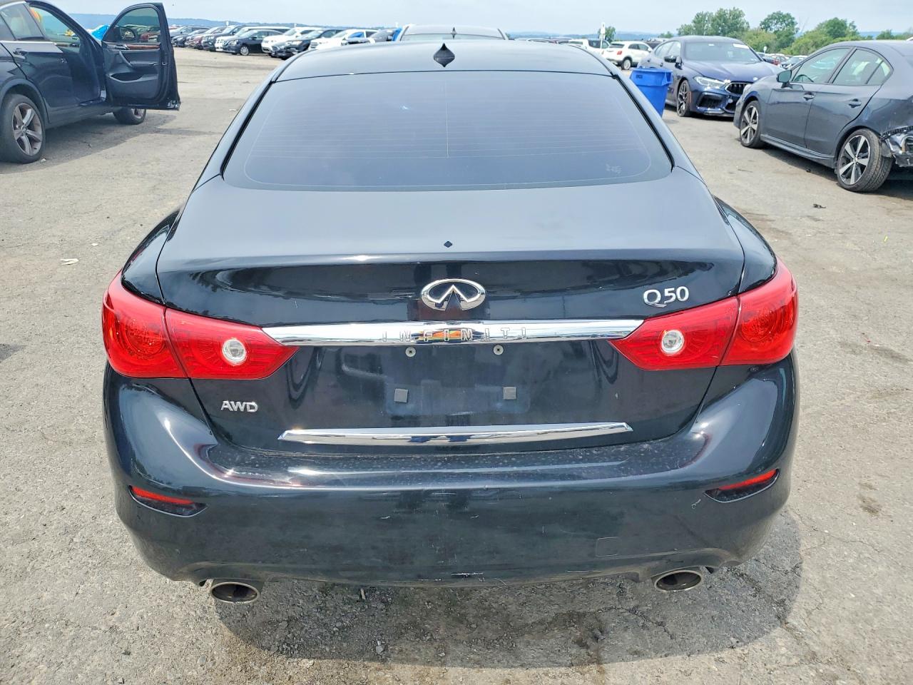 2014 Infiniti Q50 Premium Black vin: JN1BV7AR3EM688708