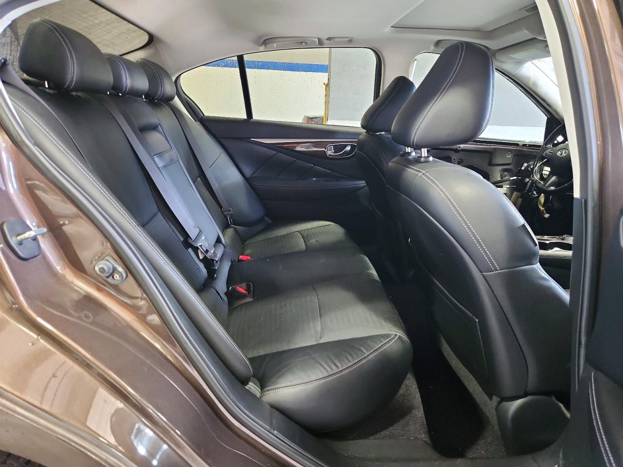 2014 Infiniti Q50 Base Brown vin: JN1BV7AR3EM688756