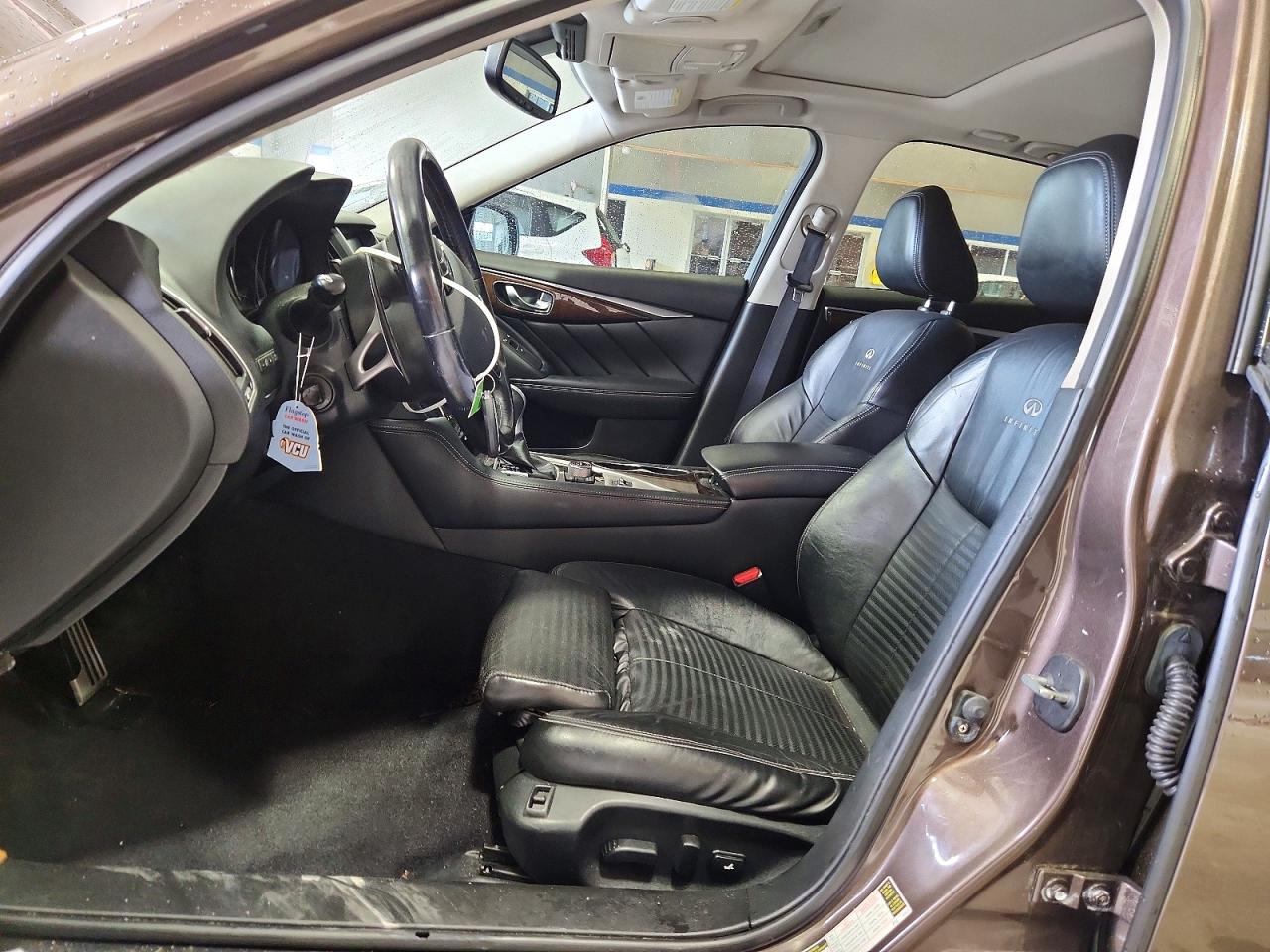 2014 Infiniti Q50 Base Brown vin: JN1BV7AR3EM688756
