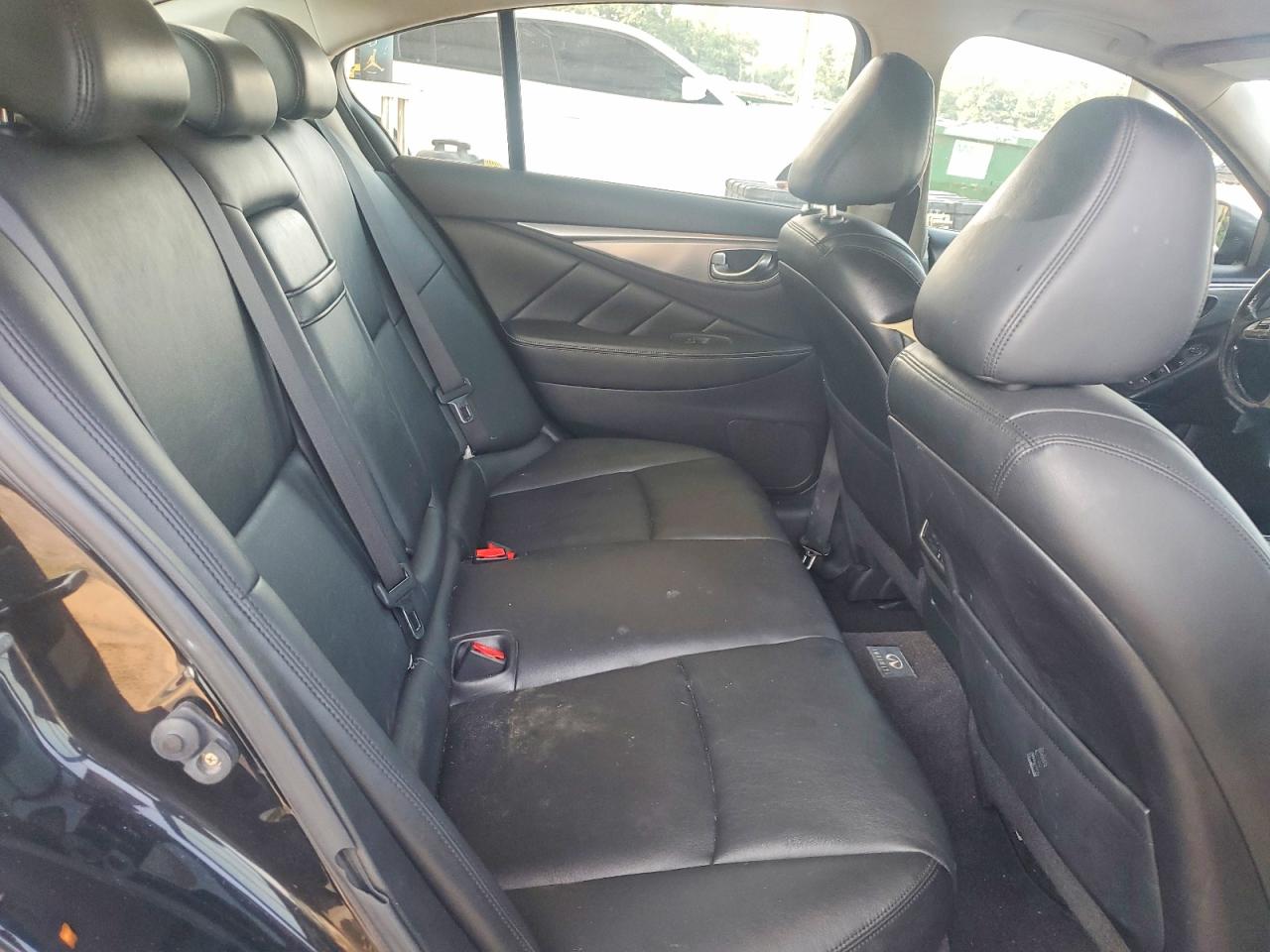 2014 Infiniti Q50 Premium Black vin: JN1BV7AR3EM693486
