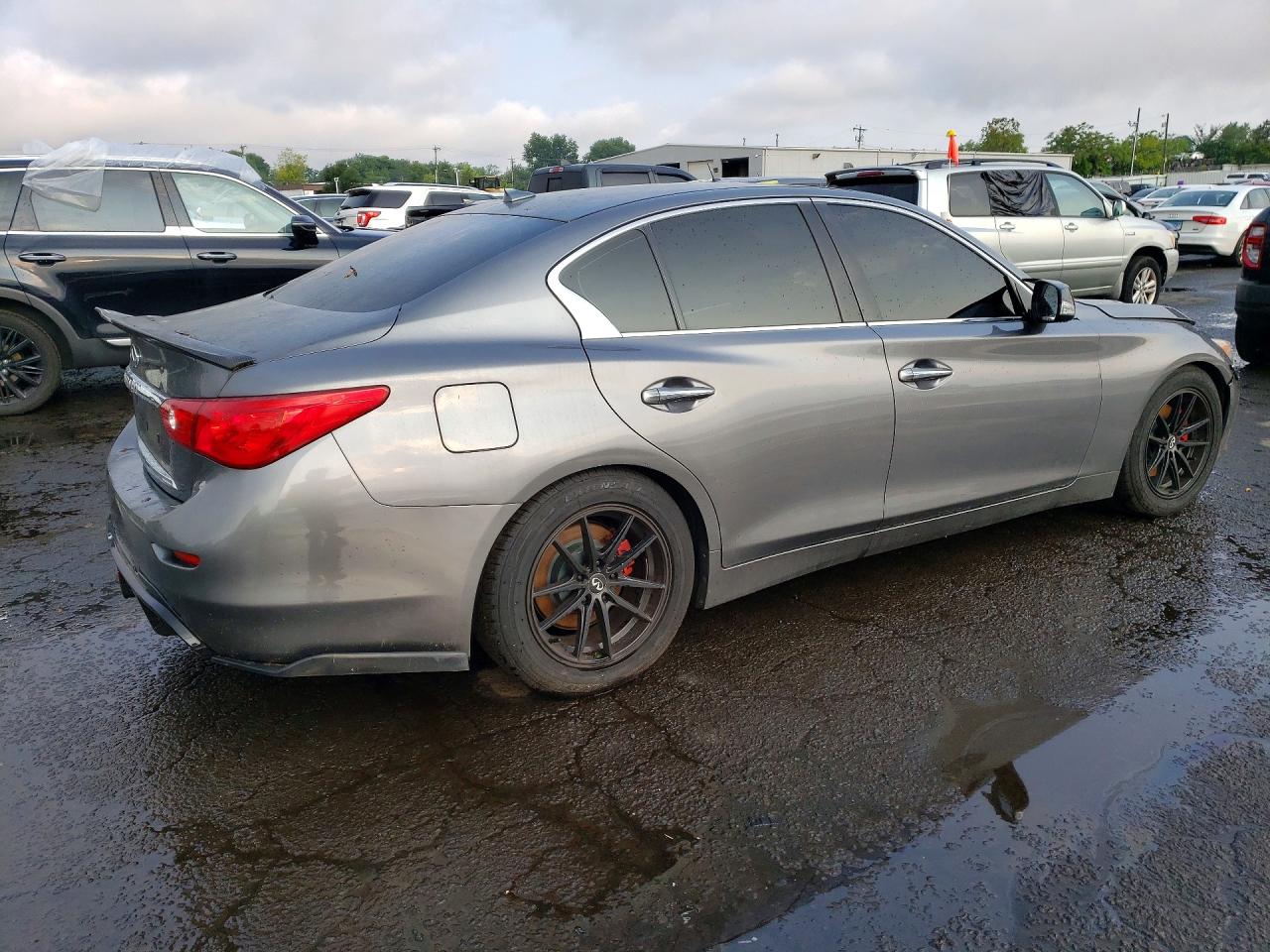 2014 Infiniti Q50 Base Gray vin: JN1BV7AR3EM694055