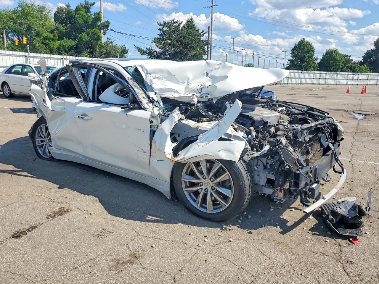 2014 Infiniti Q50 Premium White vin: JN1BV7AR3EM695349
