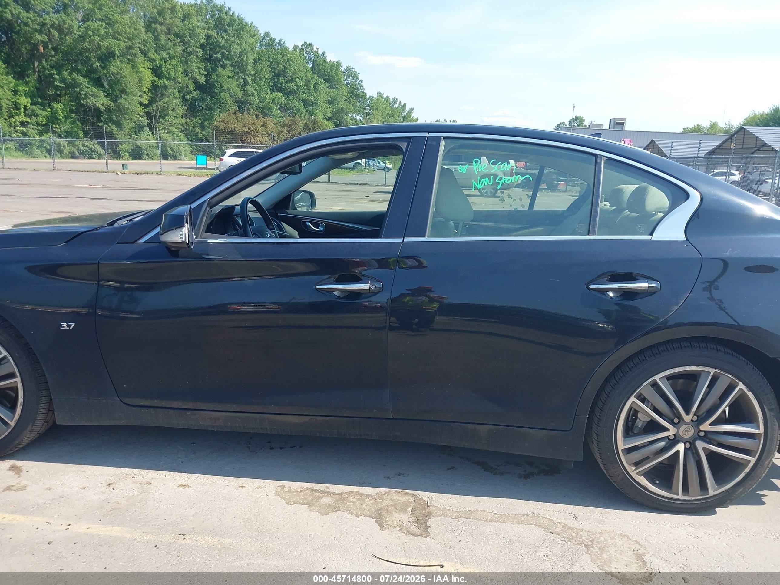 2015 Infiniti Q50 Sport Черный vin: JN1BV7AR3FM400736