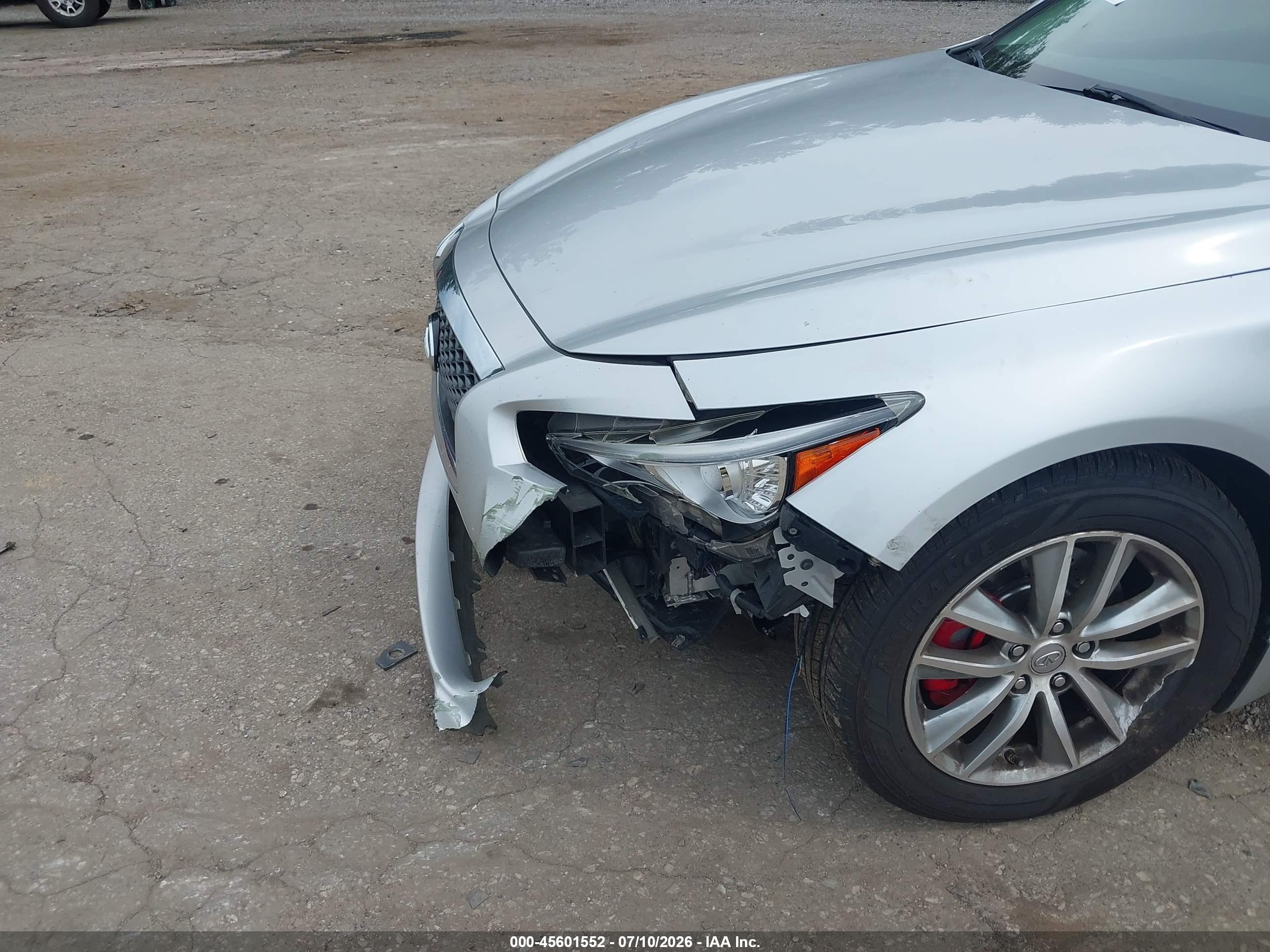 2015 Infiniti Q50 Premium Серебряный vin: JN1BV7AR3FM404737
