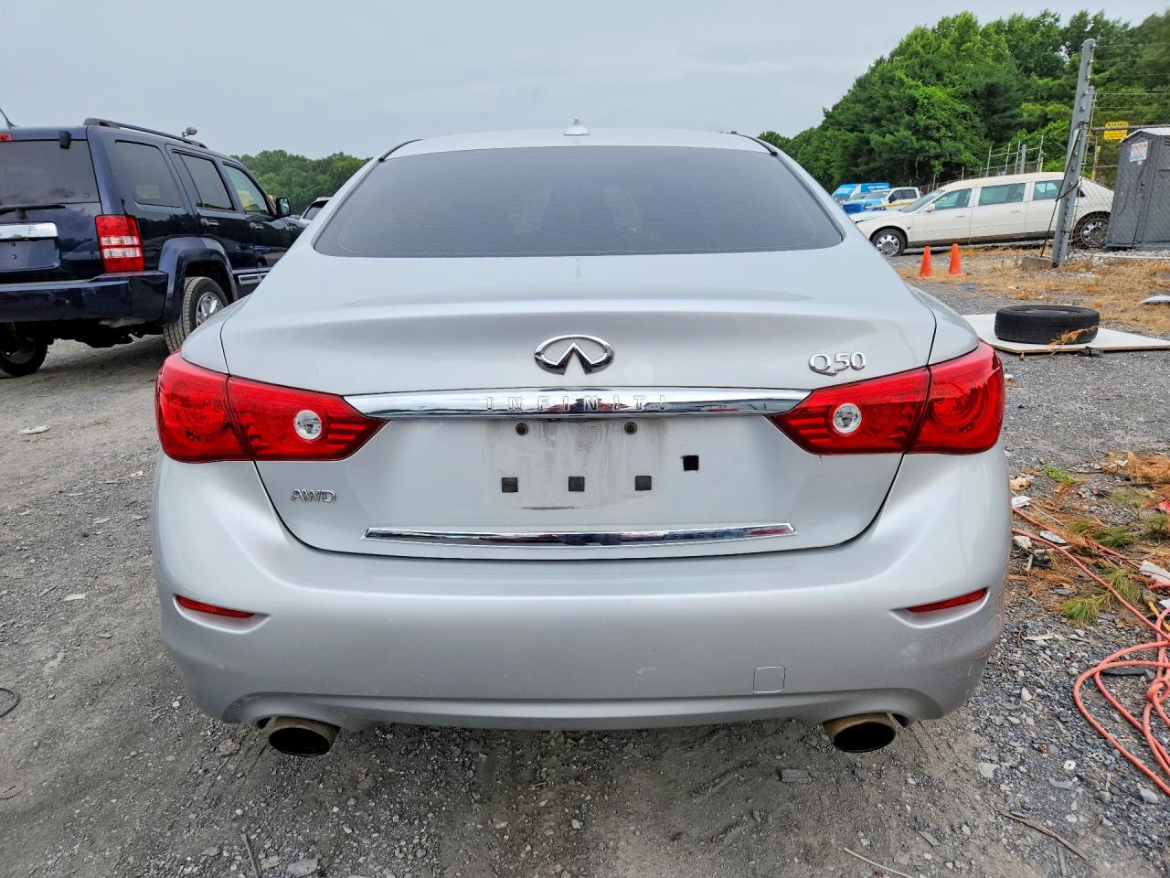 2015 Infiniti Q50 Premium Silver vin: JN1BV7AR3FM408075