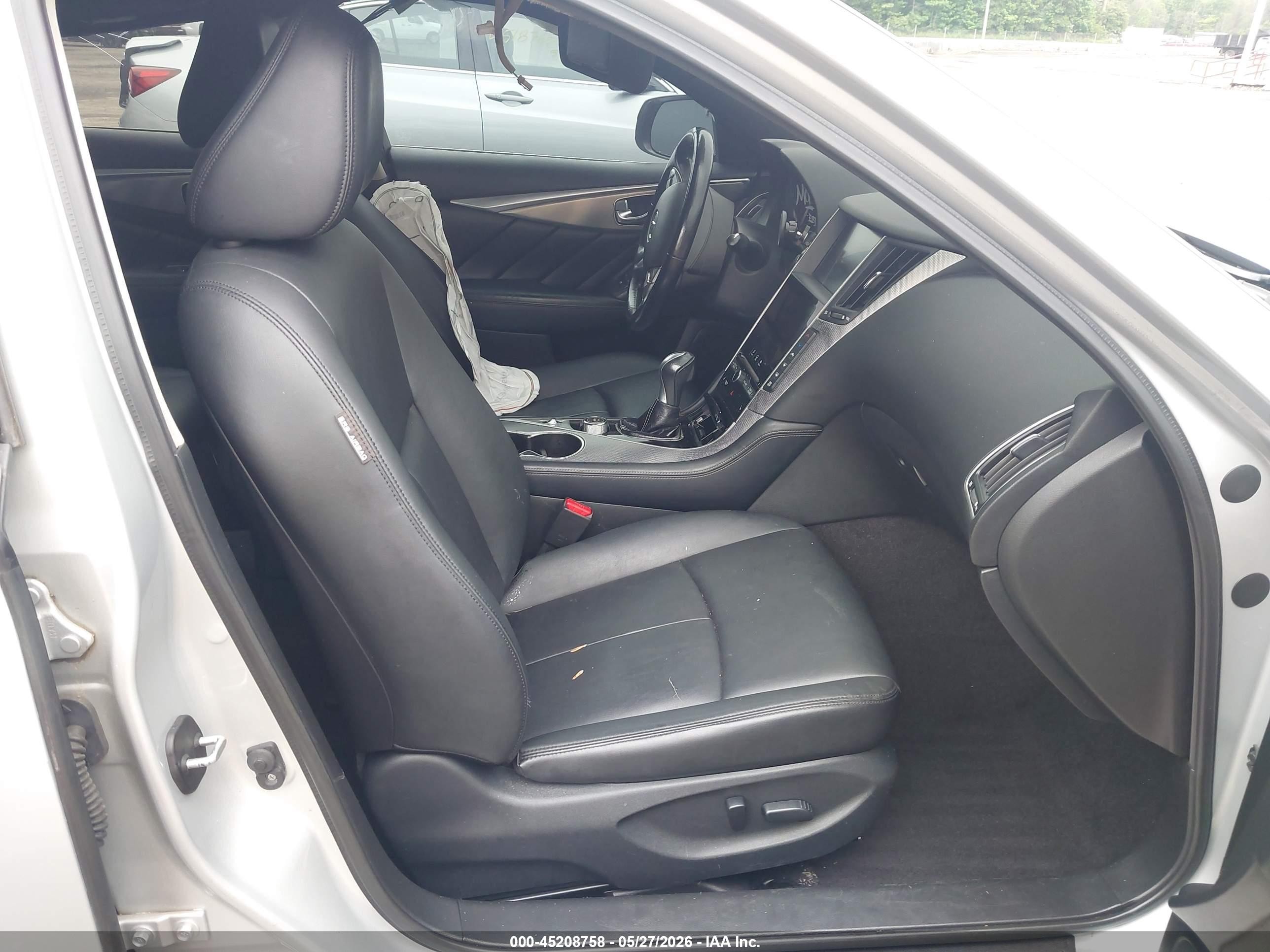 2015 Infiniti Q50 Premium Silver vin: JN1BV7AR3FM416371