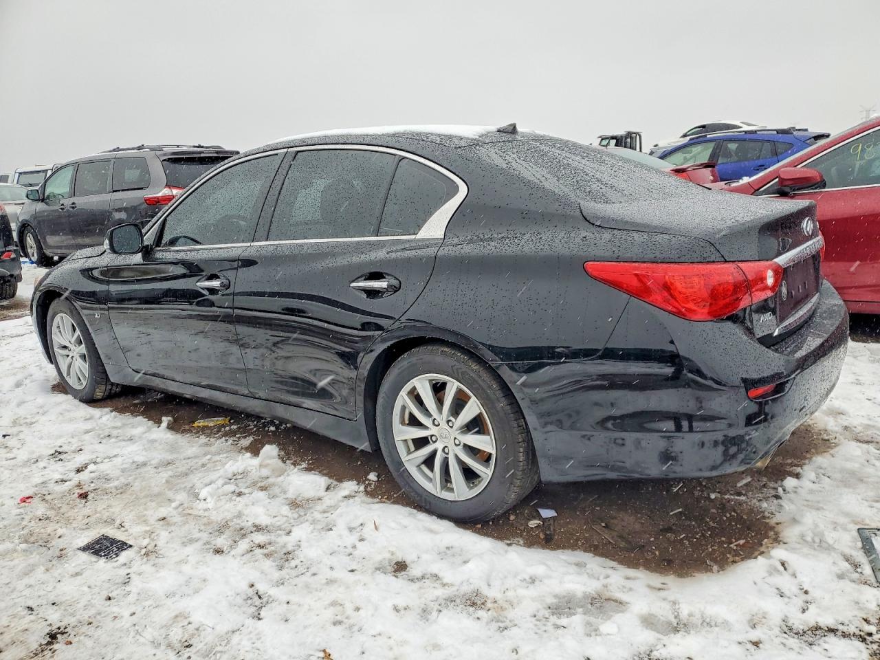 2015 Infiniti Q50 Premium Black vin: JN1BV7AR3FM416905