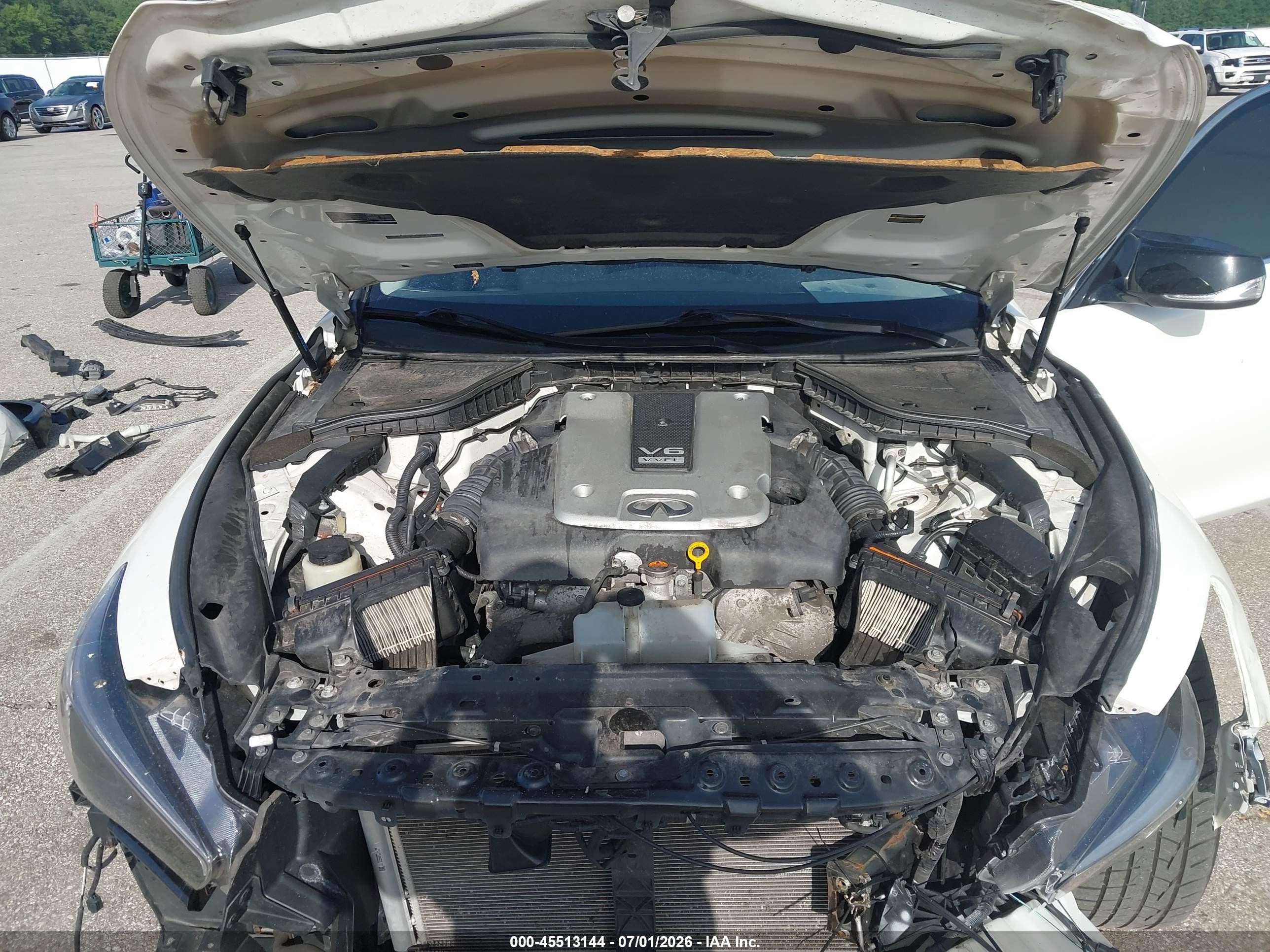 2015 Infiniti Q50 Premium White vin: JN1BV7AR3FM418587