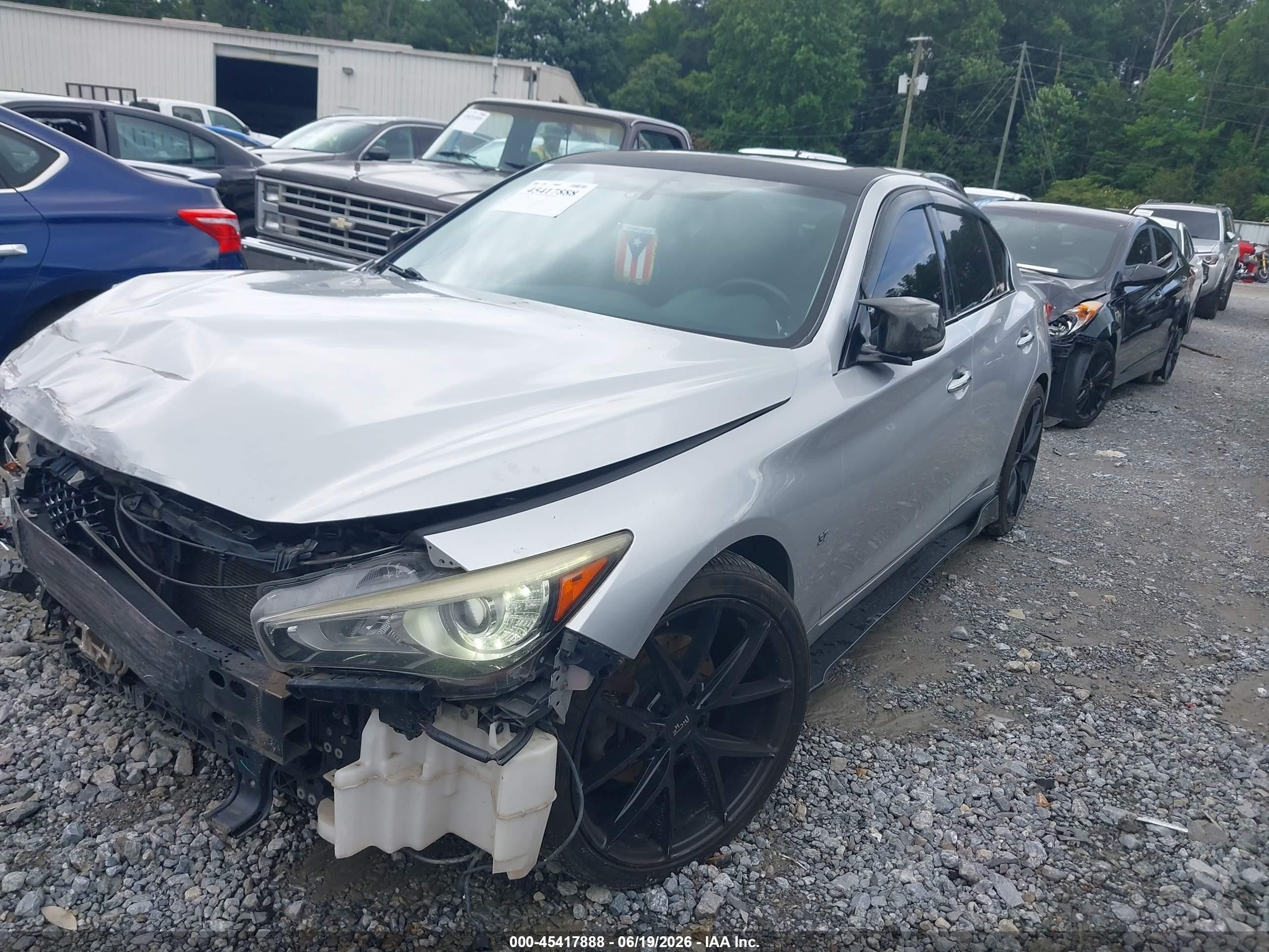 2015 Infiniti Q50   Silver vin: JN1BV7AR3FM420405