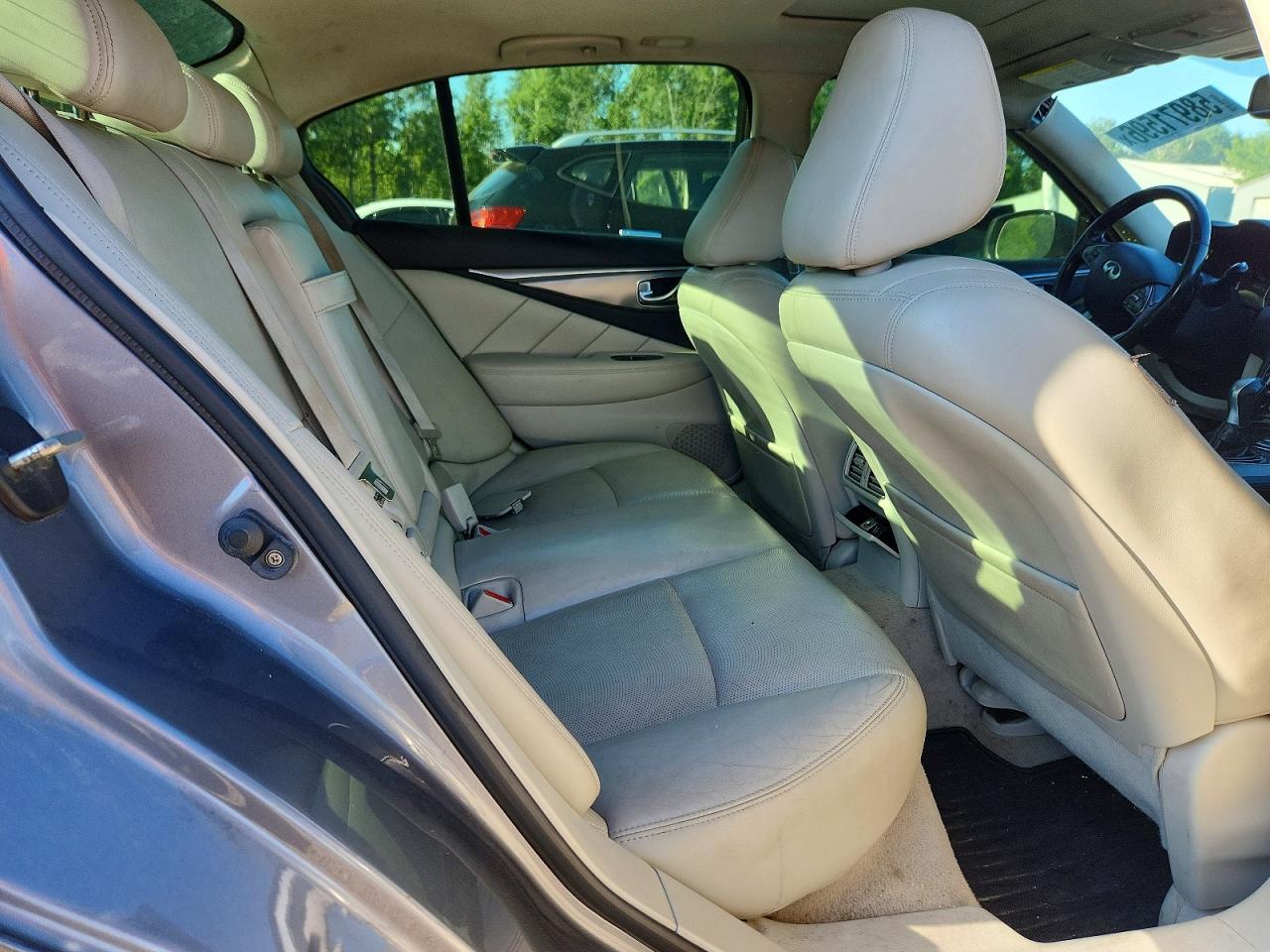 2015 Infiniti Q50 Base Gray vin: JN1BV7AR3FM420467
