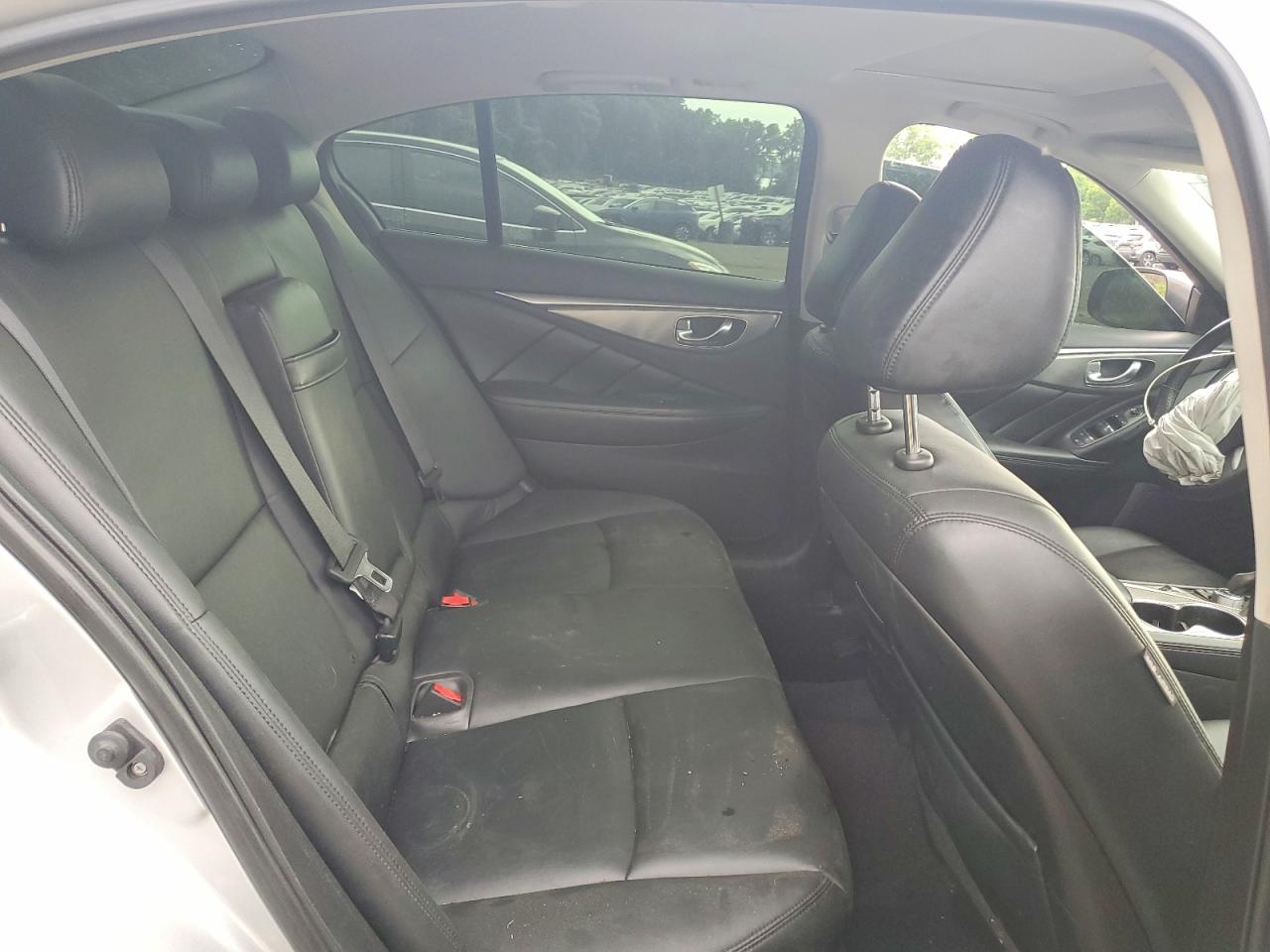 2015 Infiniti Q50 Premium Silver vin: JN1BV7AR3FM421327