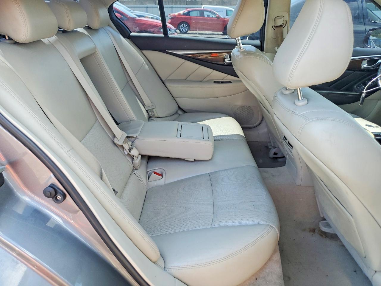2015 Infiniti Q50 Premium Серый vin: JN1BV7AR3FM423272