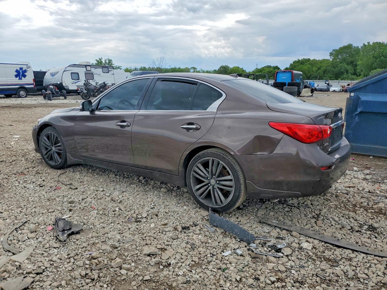 2014 Infiniti Q50 Base Brown vin: JN1BV7AR4EM685462