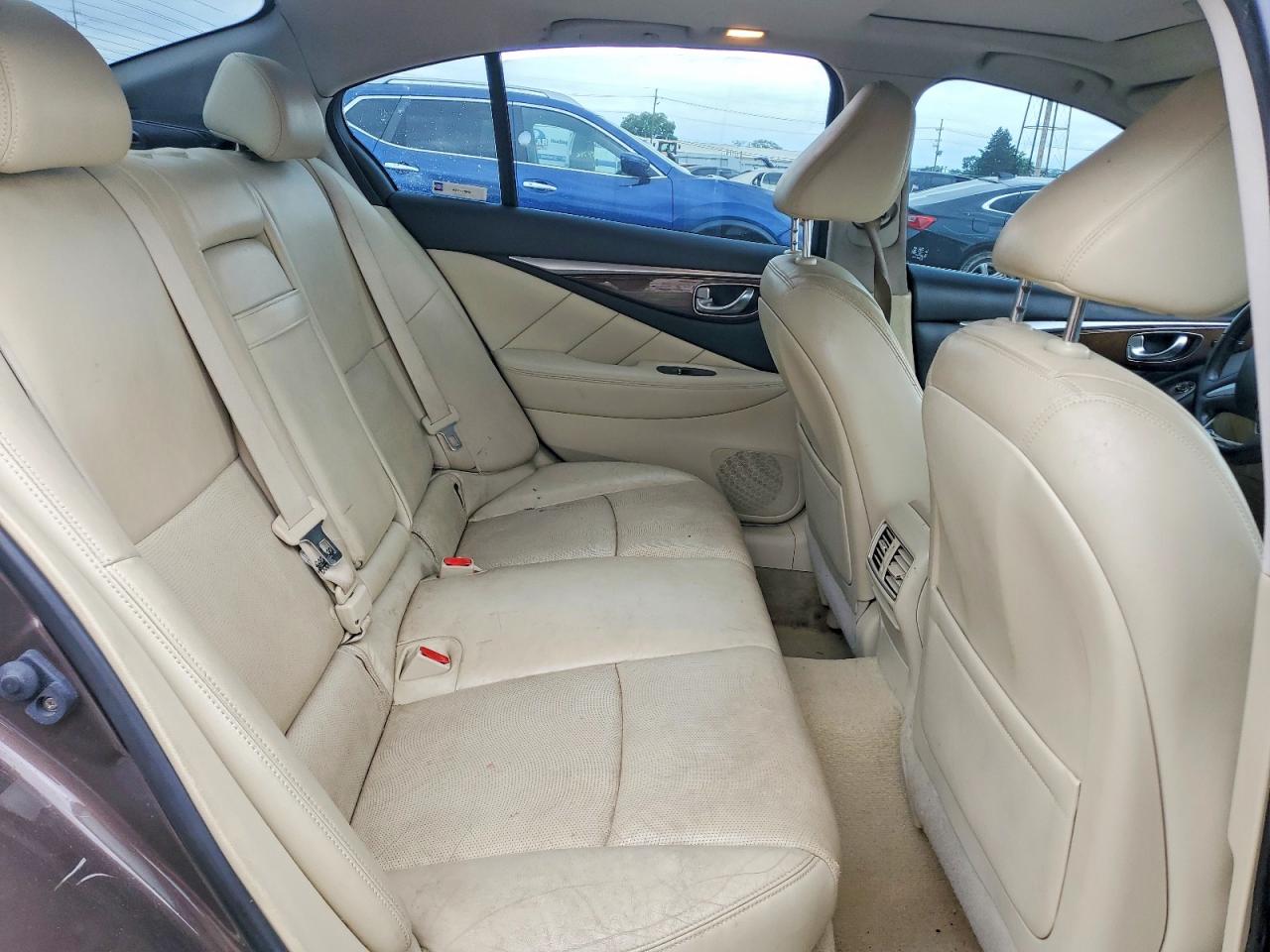 2014 Infiniti Q50 Base Brown vin: JN1BV7AR4EM685462
