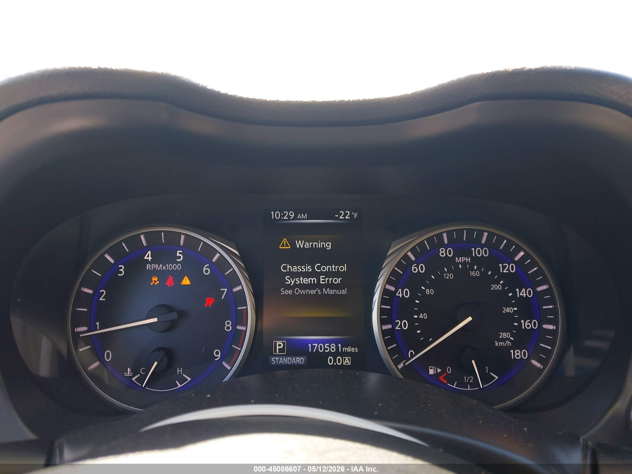 2014 Infiniti Q50 Premium White vin: JN1BV7AR4EM688460