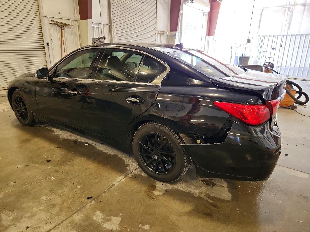 2015 Infiniti Q50 Premium Black vin: JN1BV7AR4FM393165