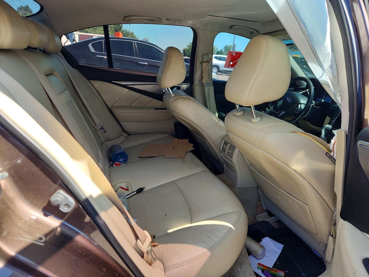 2015 Infiniti Q50 Premium Brown vin: JN1BV7AR4FM394123
