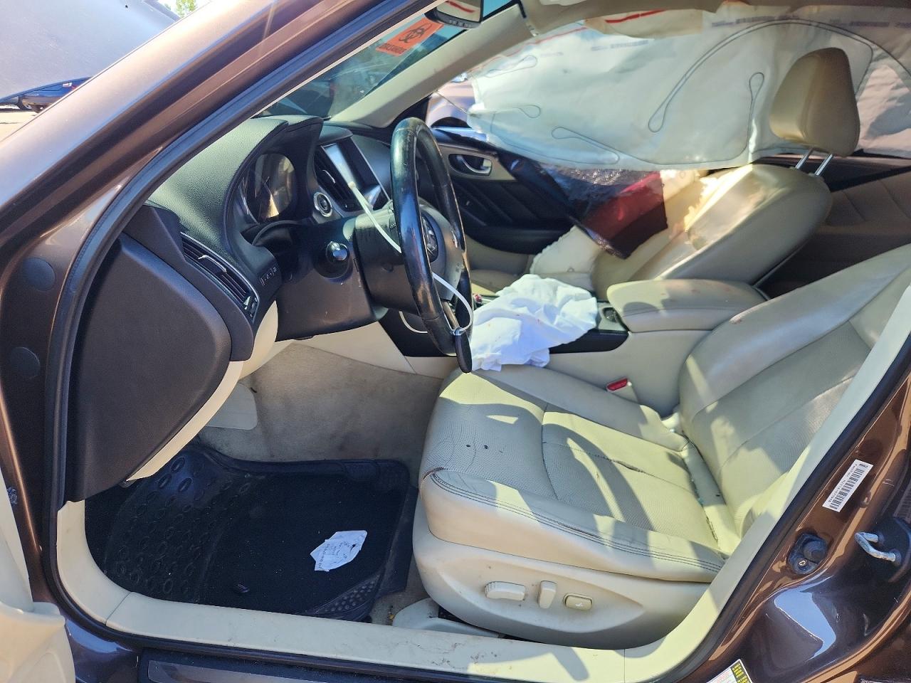 2015 Infiniti Q50 Premium Brown vin: JN1BV7AR4FM394123